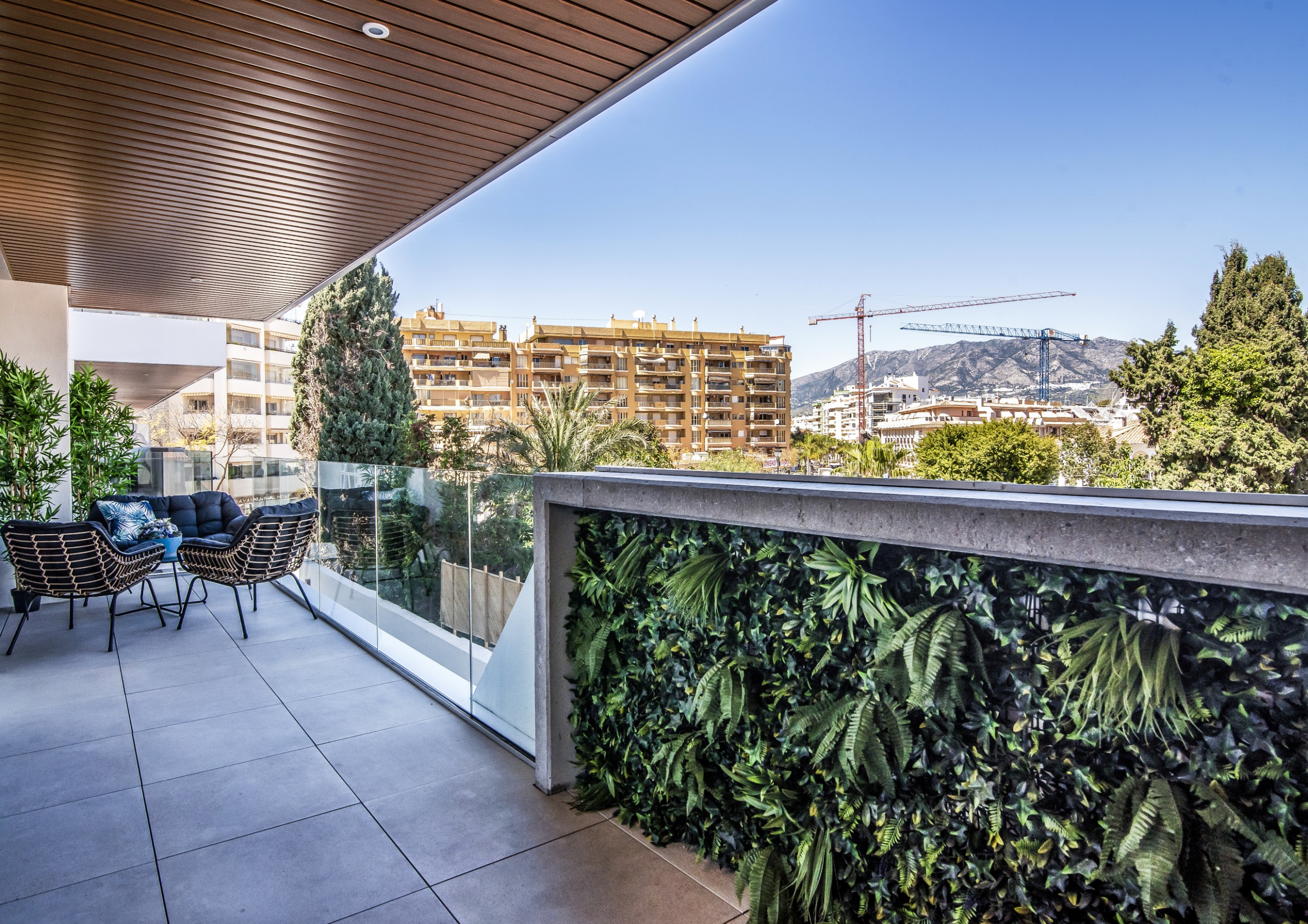 2 Bedroom Apartment in Fuengirola - Photo 21
