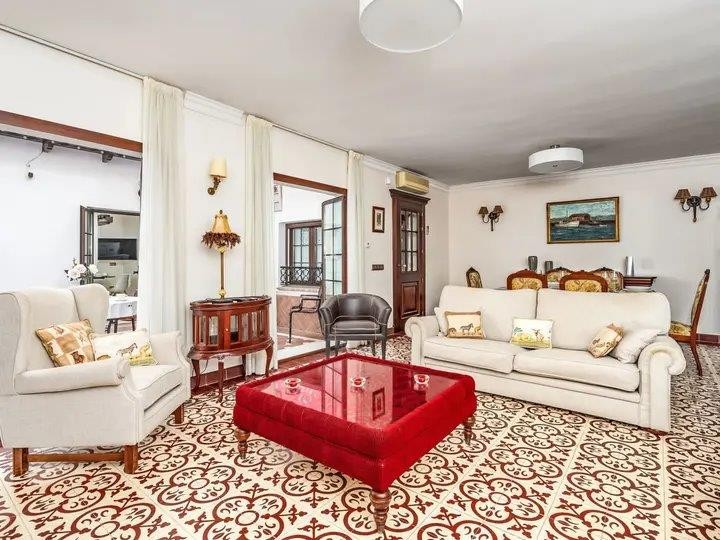 5 Bedroom Villa in Fuengirola - Photo 4