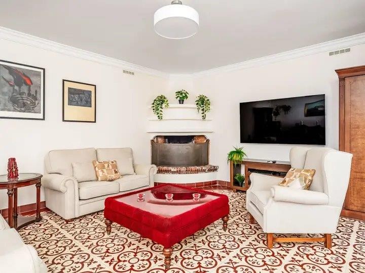 5 Bedroom Villa in Fuengirola - Photo 2