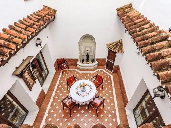 5 Bedroom Villa in Fuengirola - Photo 14