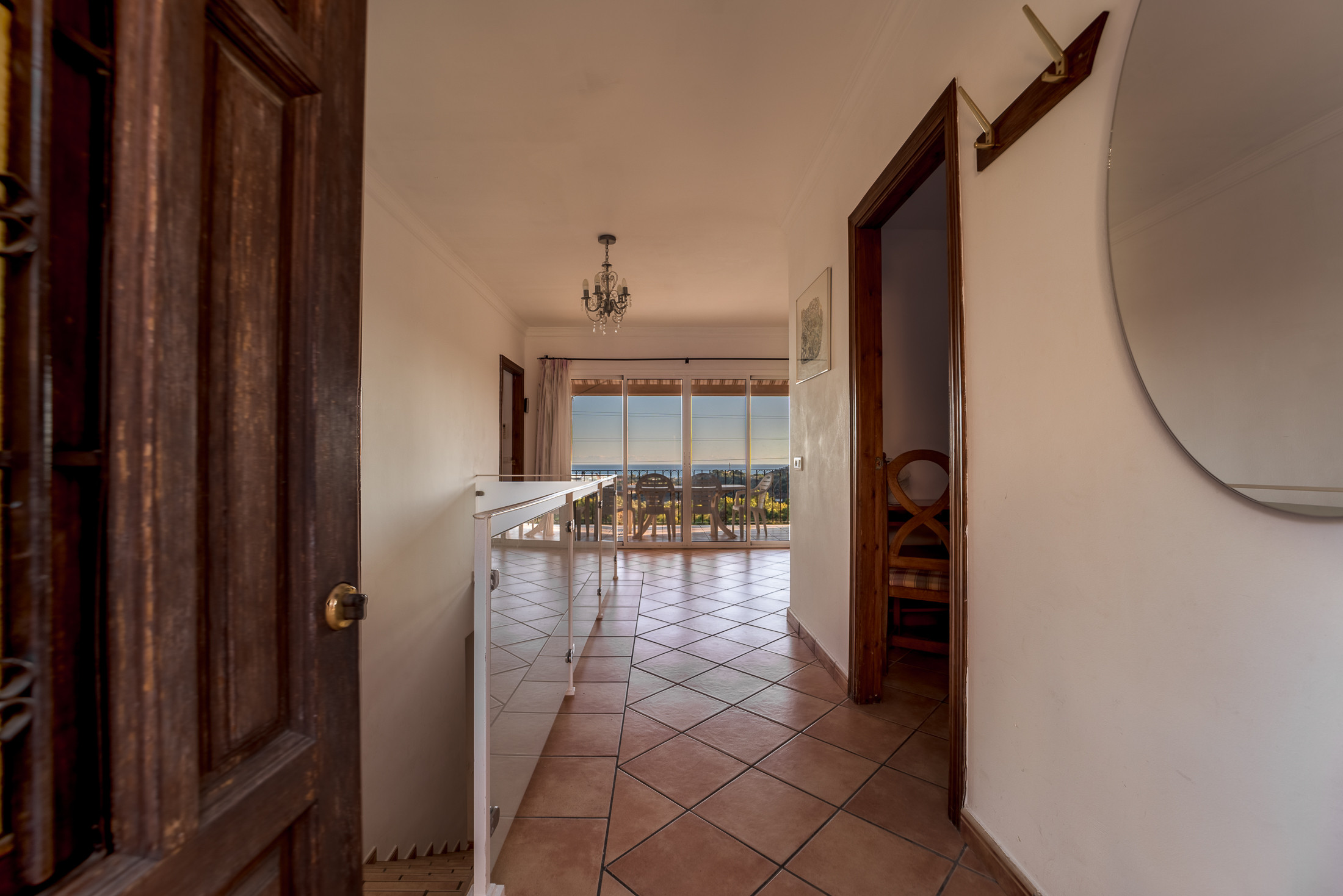 7 Bedroom Villa in Estepona - Photo 27