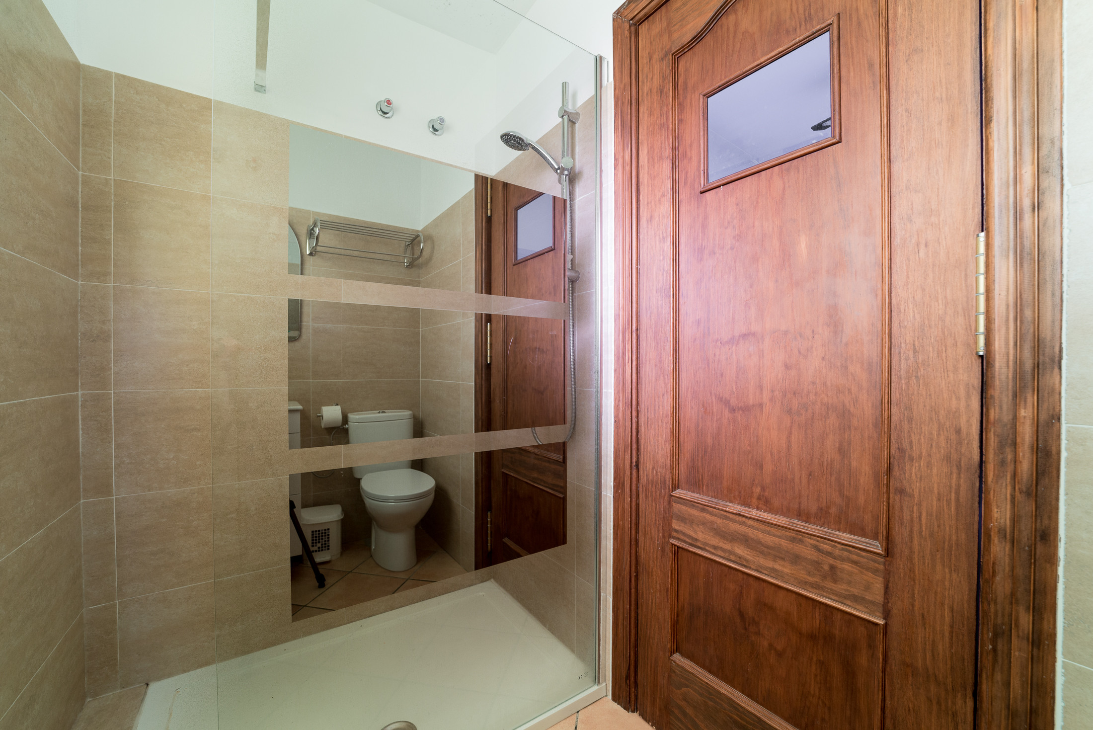 7 Bedroom Villa in Estepona - Photo 26