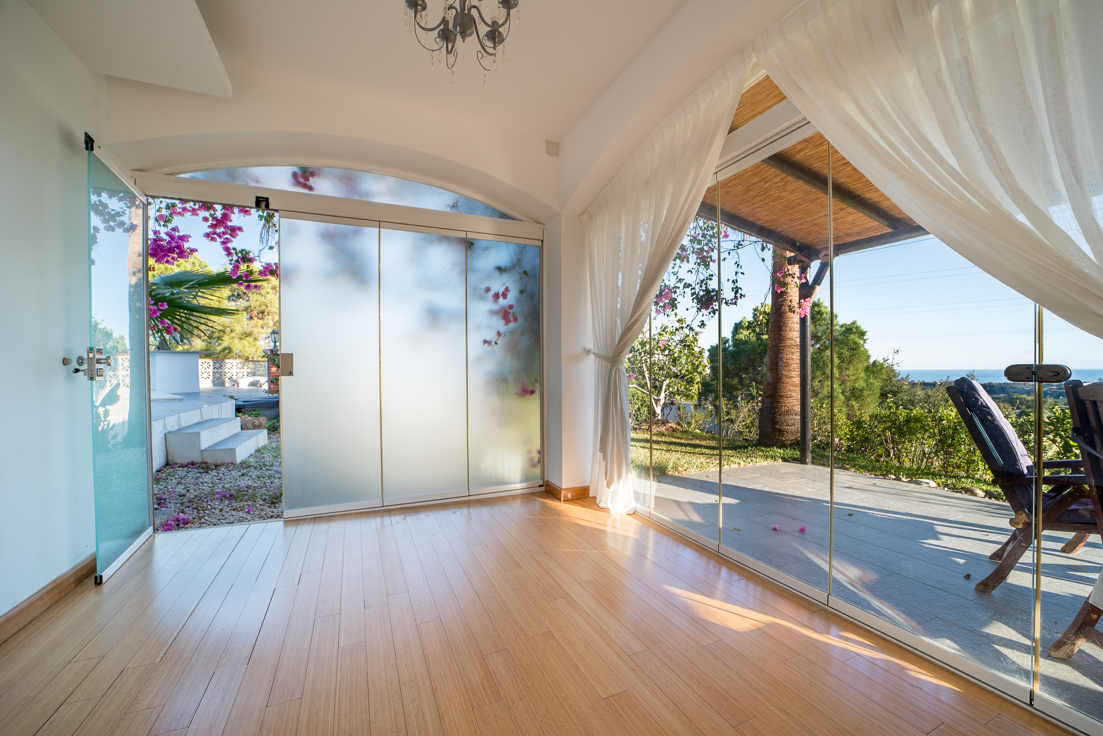7 Bedroom Villa in Estepona - Photo 5
