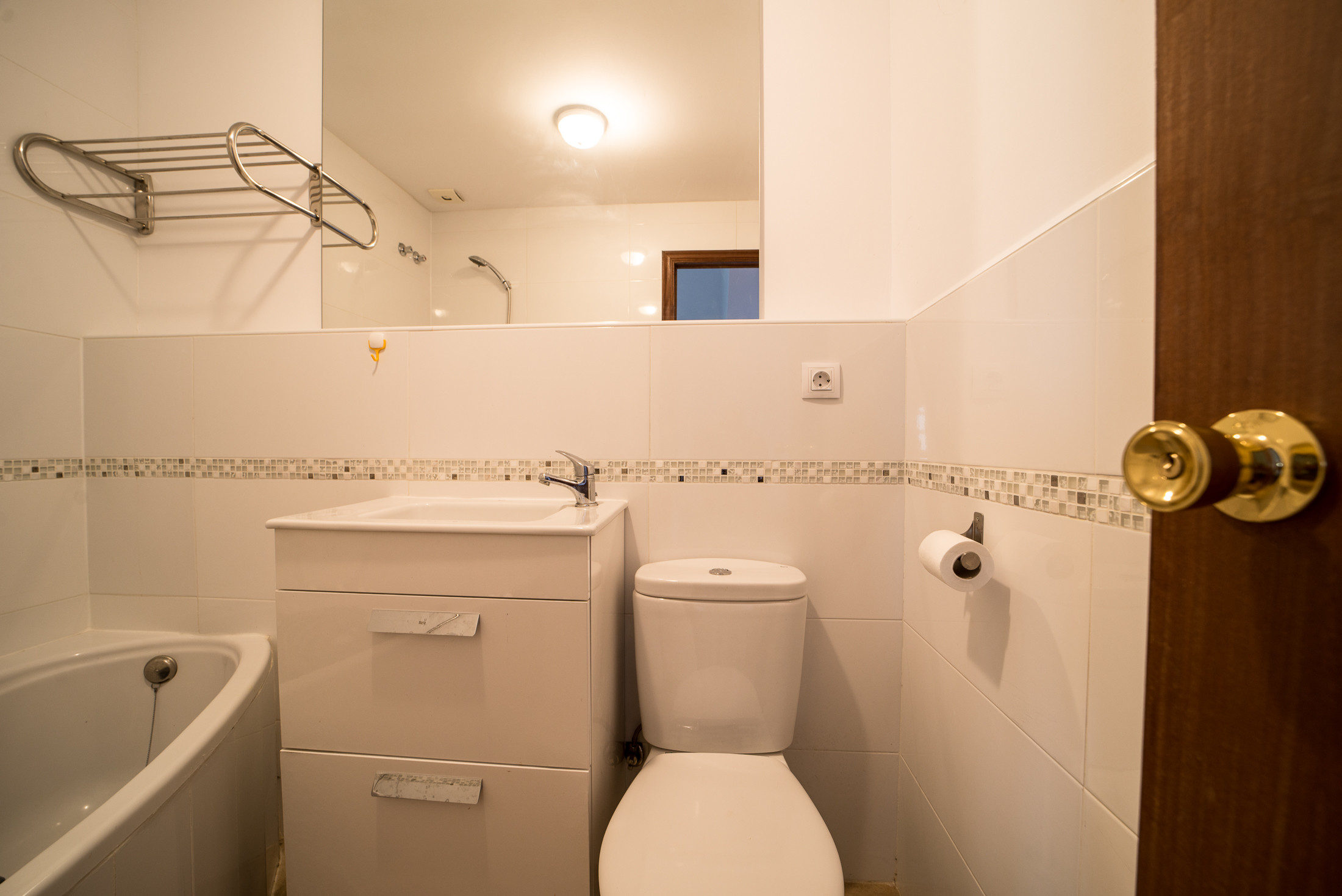 7 Bedroom Villa in Estepona - Photo 20