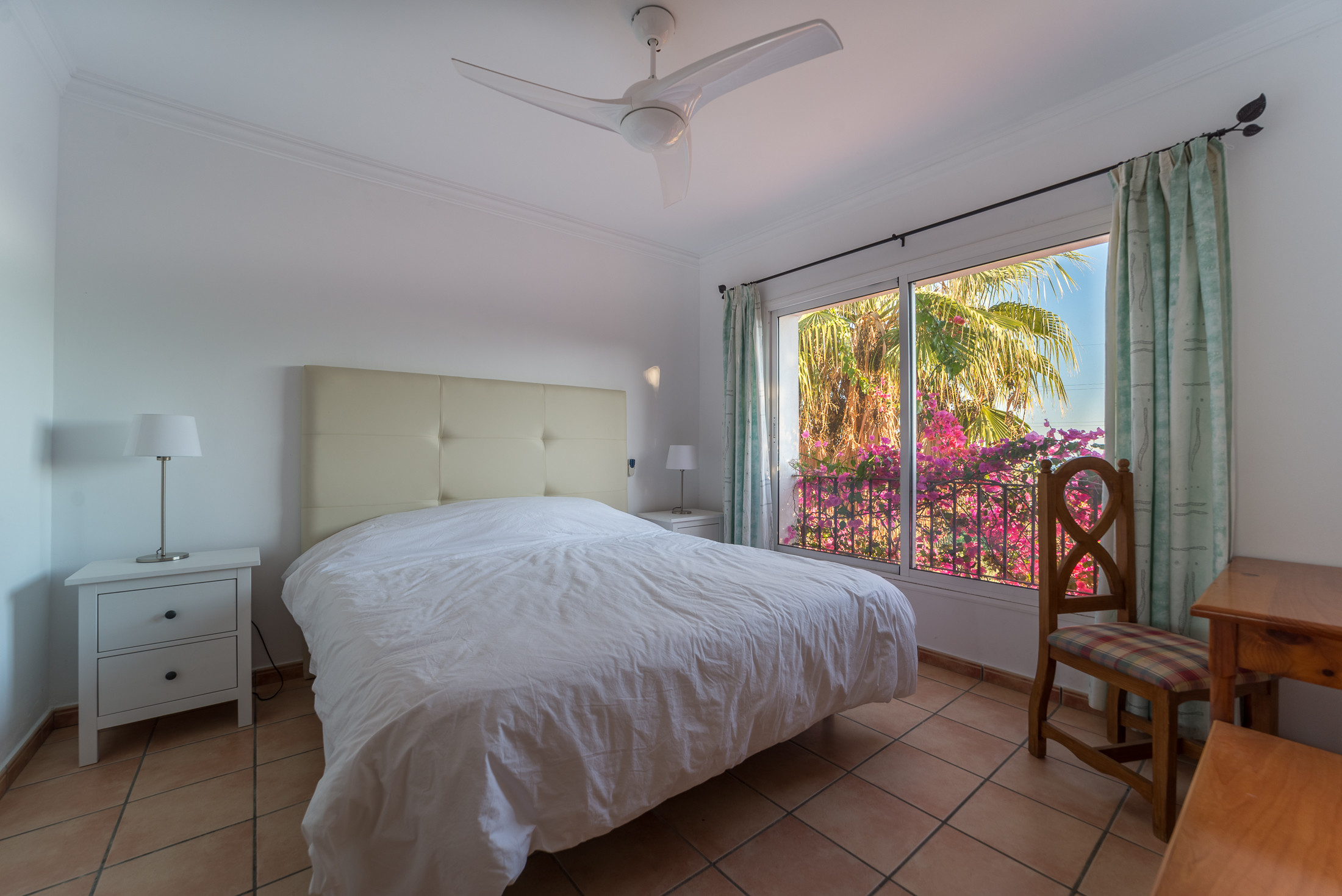 7 Bedroom Villa in Estepona - Photo 36