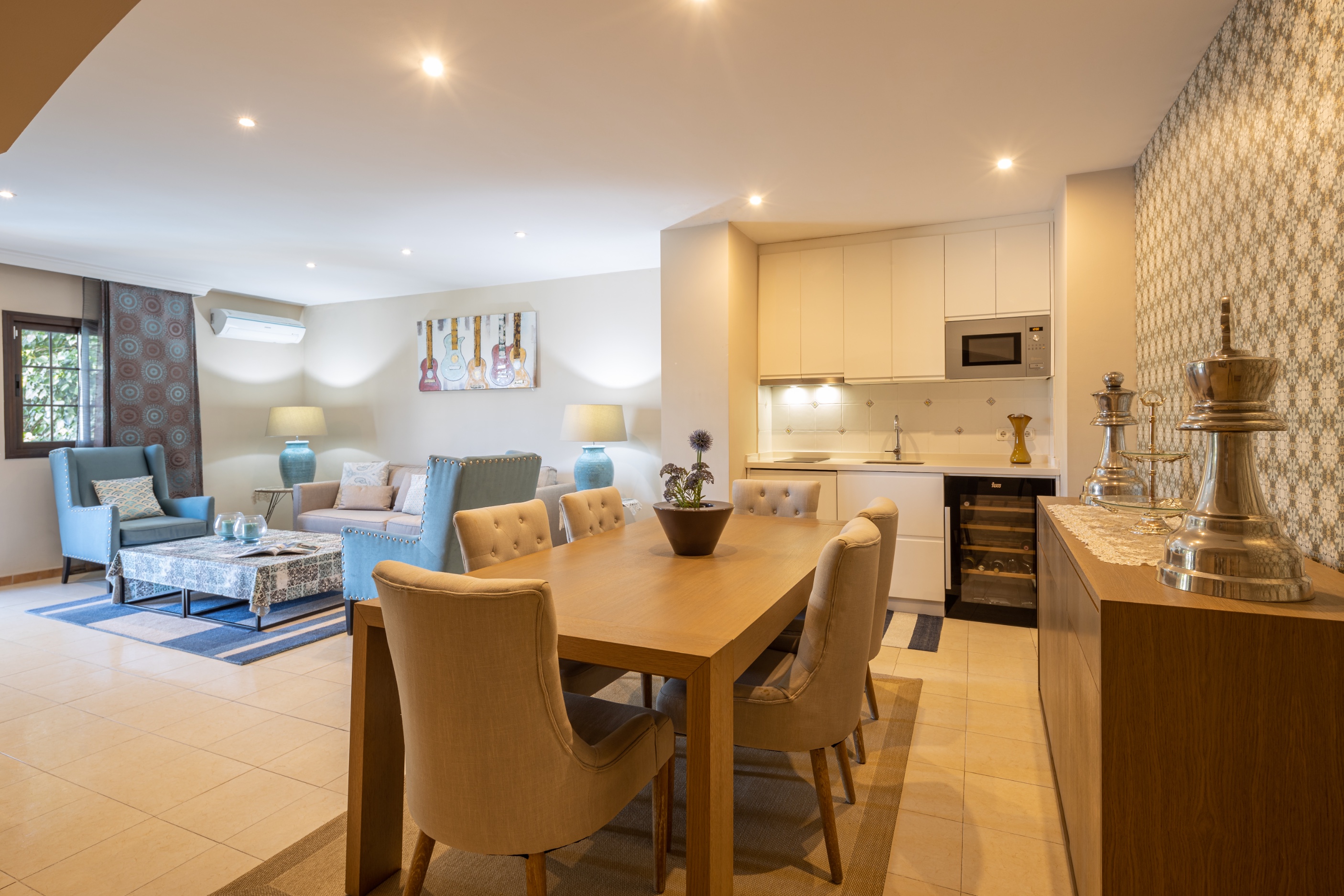 6 Bedroom Villa in Estepona - Photo 19