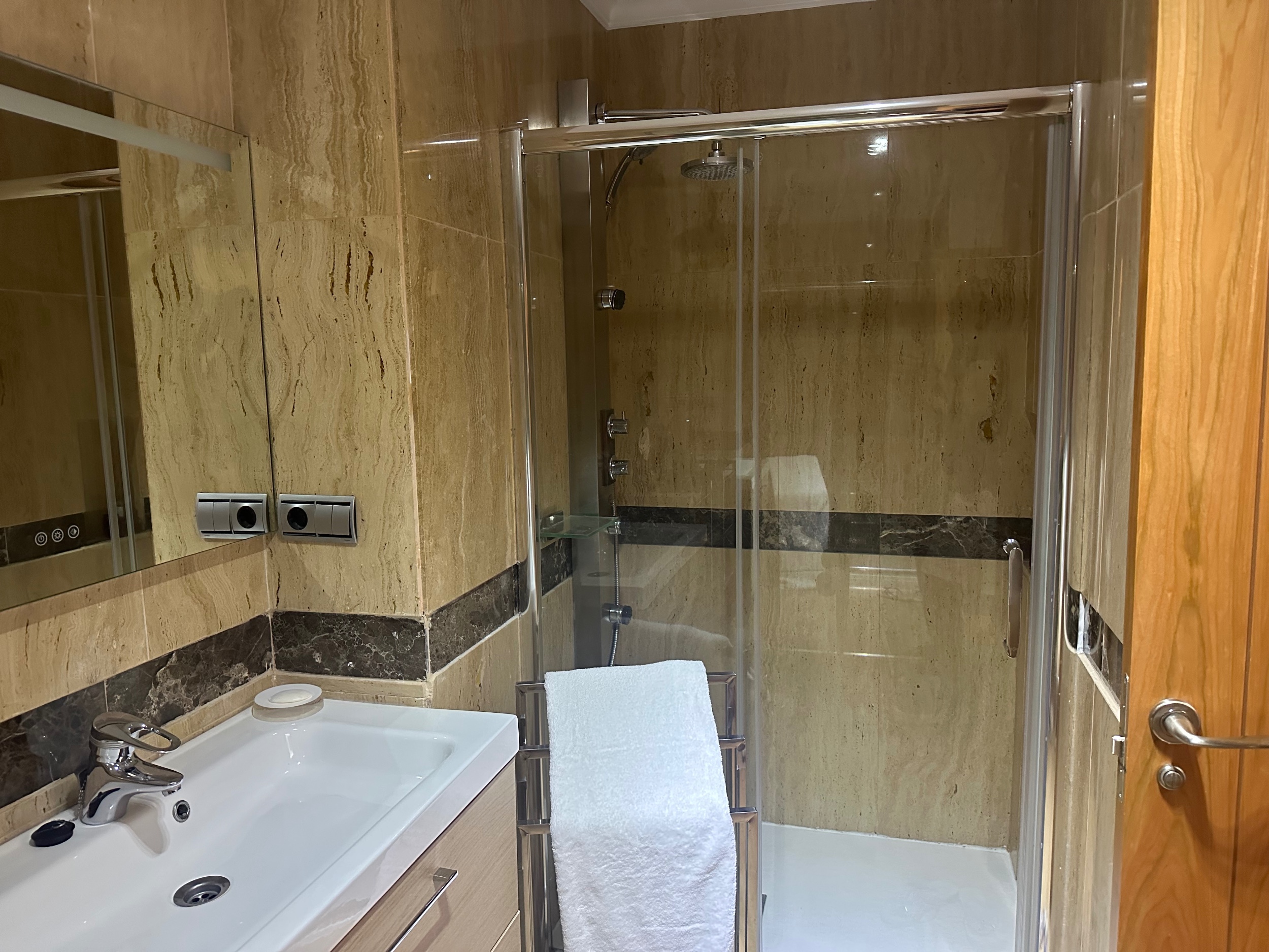 3 Bedroom Apartment in Marbella - Foto 11