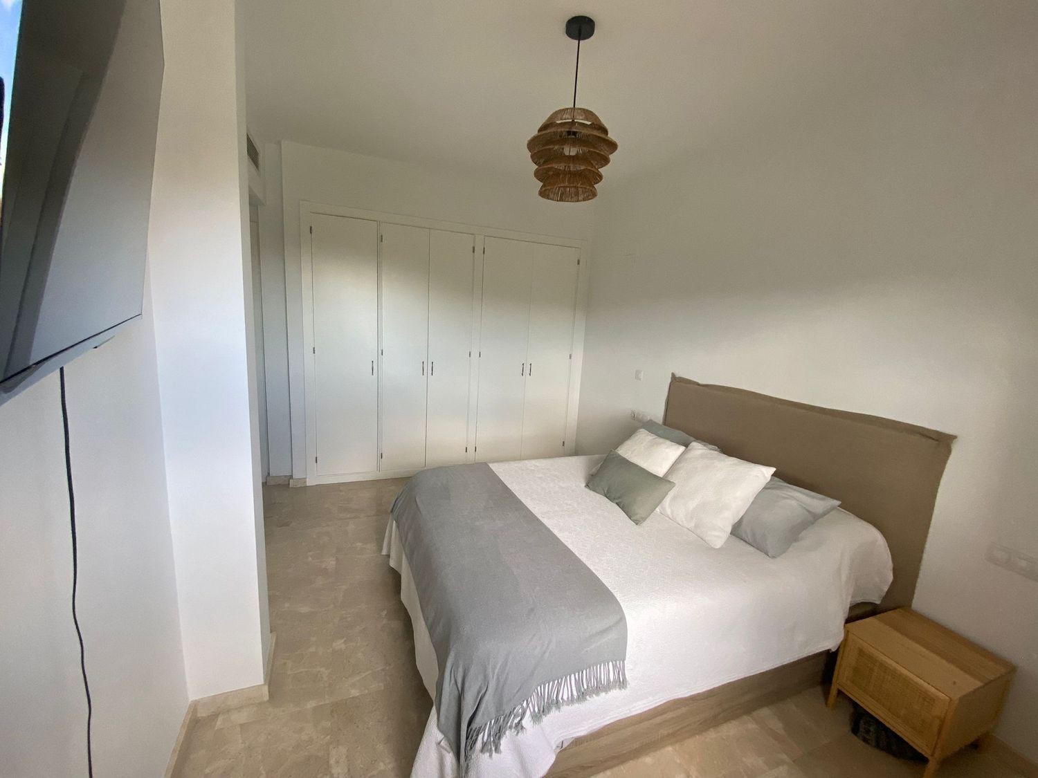 2 Bedroom Penthouse in Alhaurín de la Torre - Photo 15