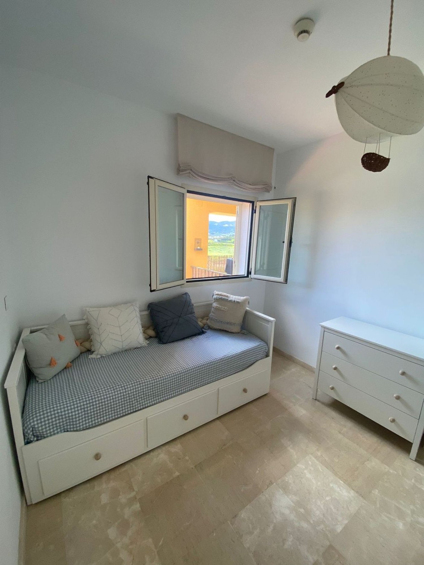 2 Bedroom Penthouse in Alhaurín de la Torre - Photo 16