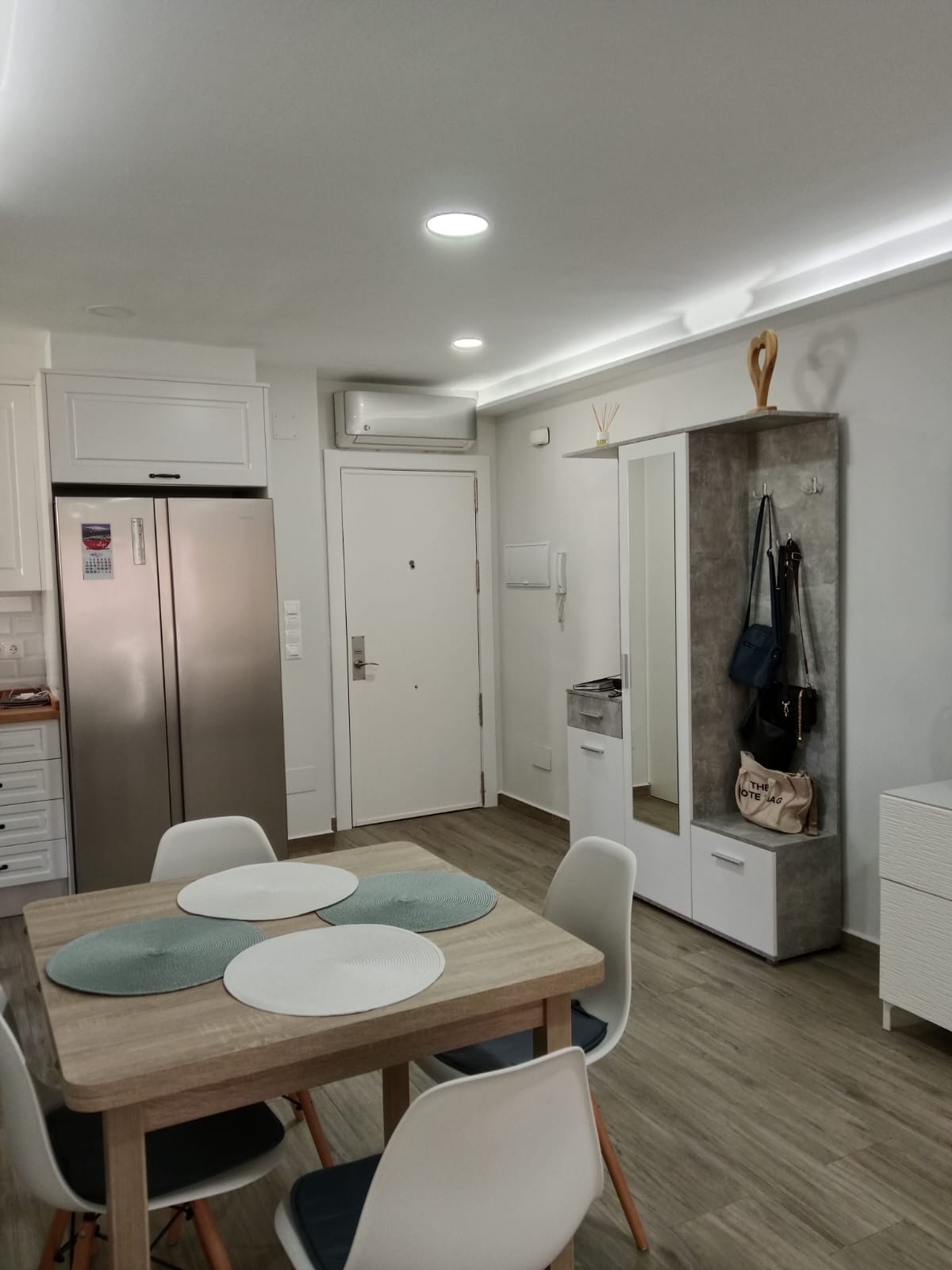 3 Bedroom Apartment in Torremolinos - Photo 4