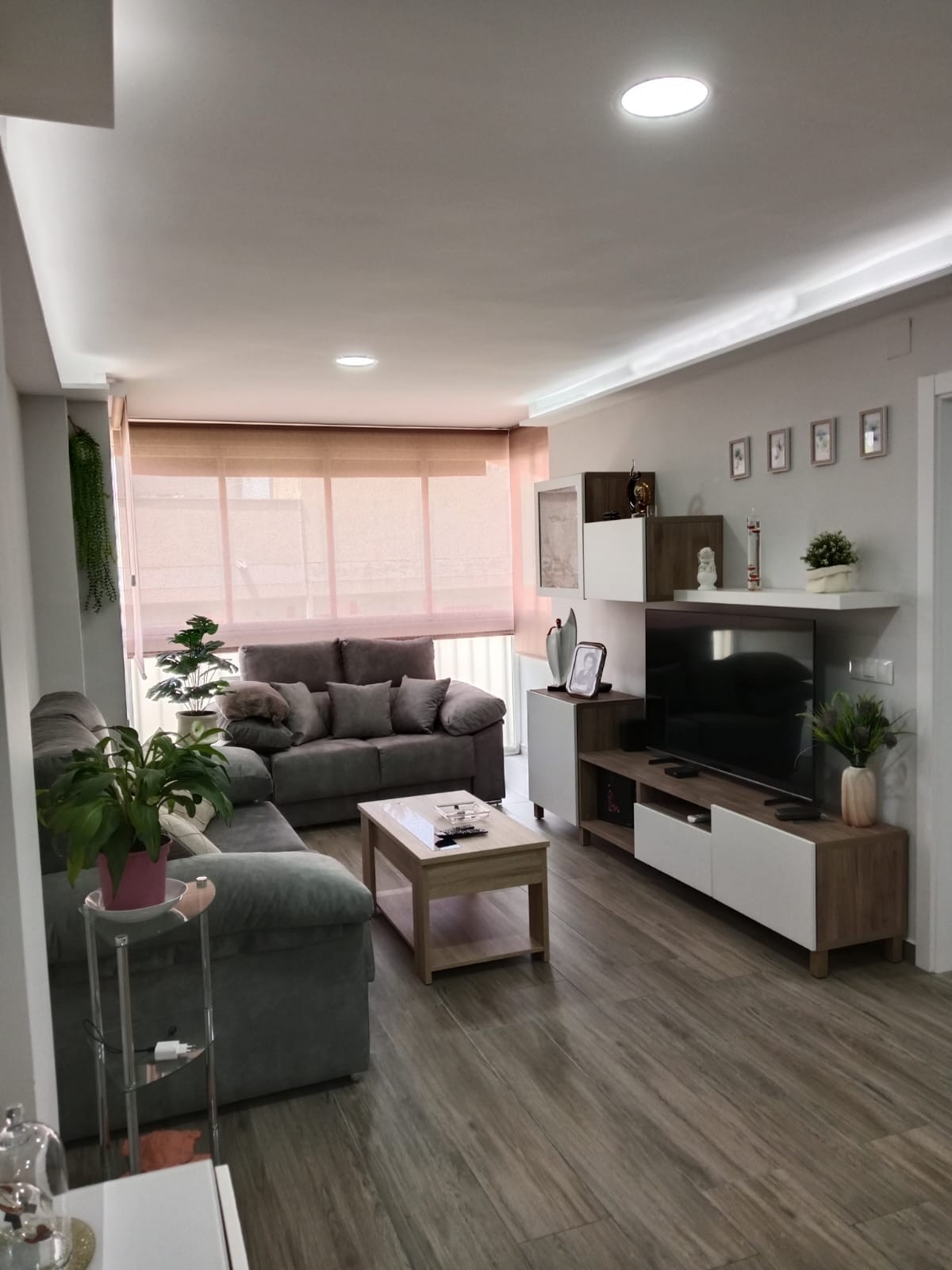 3 Bedroom Apartment in Torremolinos - Photo 6