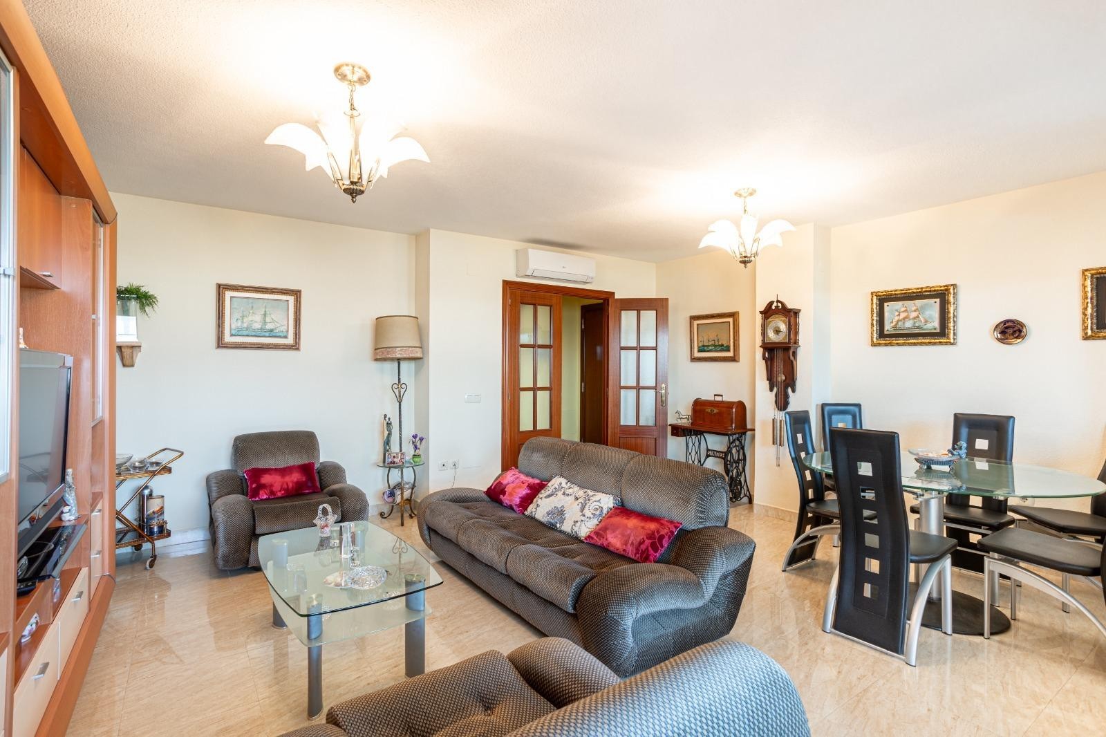 3 Bedroom Apartment in Fuengirola - Foto 3