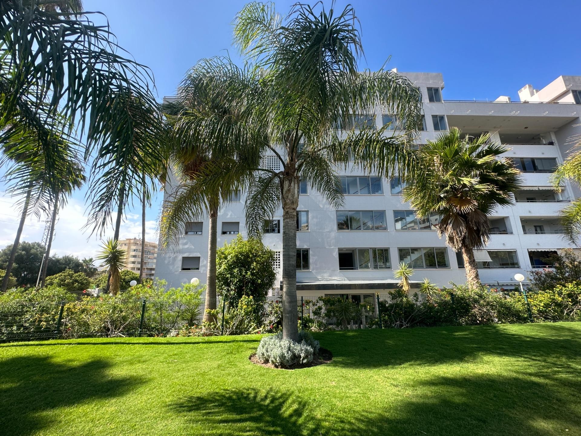 3 Bedroom Apartment in Fuengirola - Foto 32