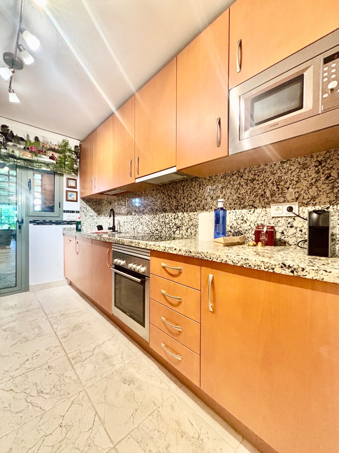 2 Bedroom Apartment in Benahavís - Photo 15