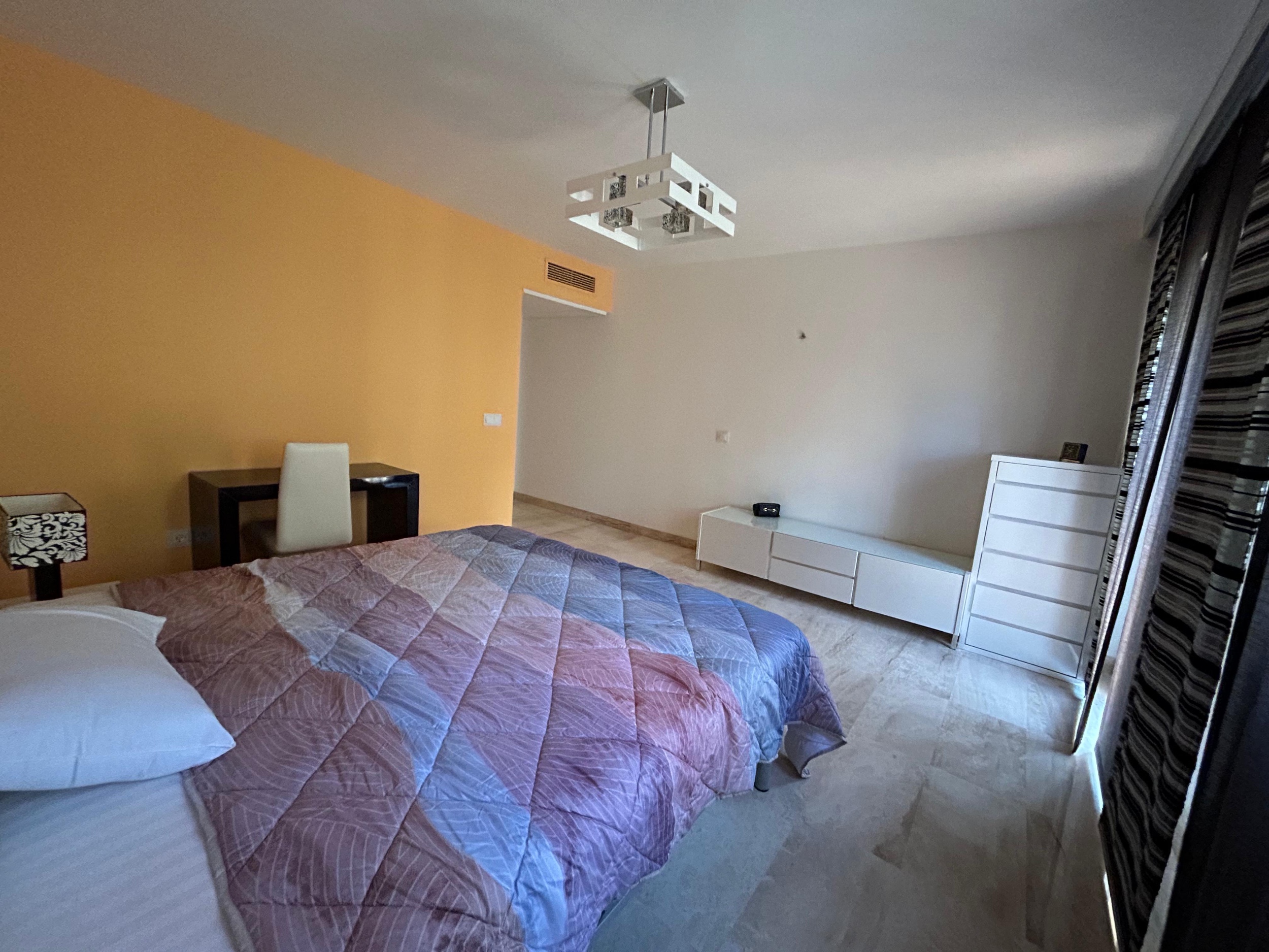 2 Bedroom Apartment in Marbella - Photo 11