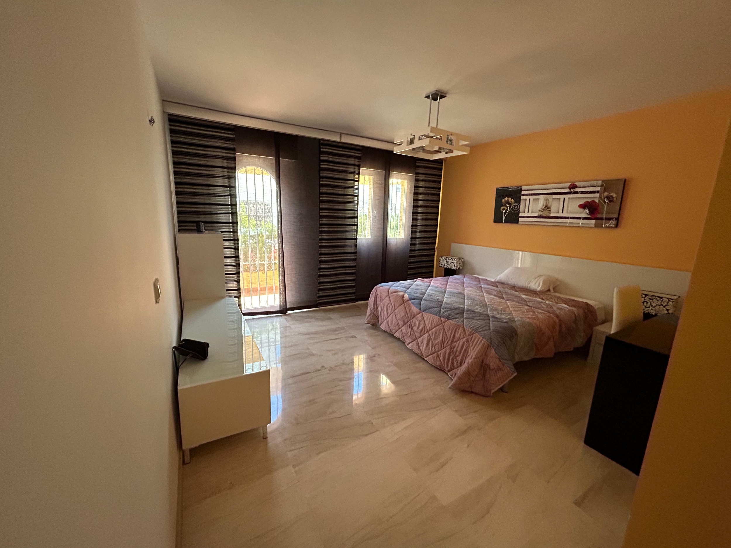 2 Bedroom Apartment in Marbella - Photo 12
