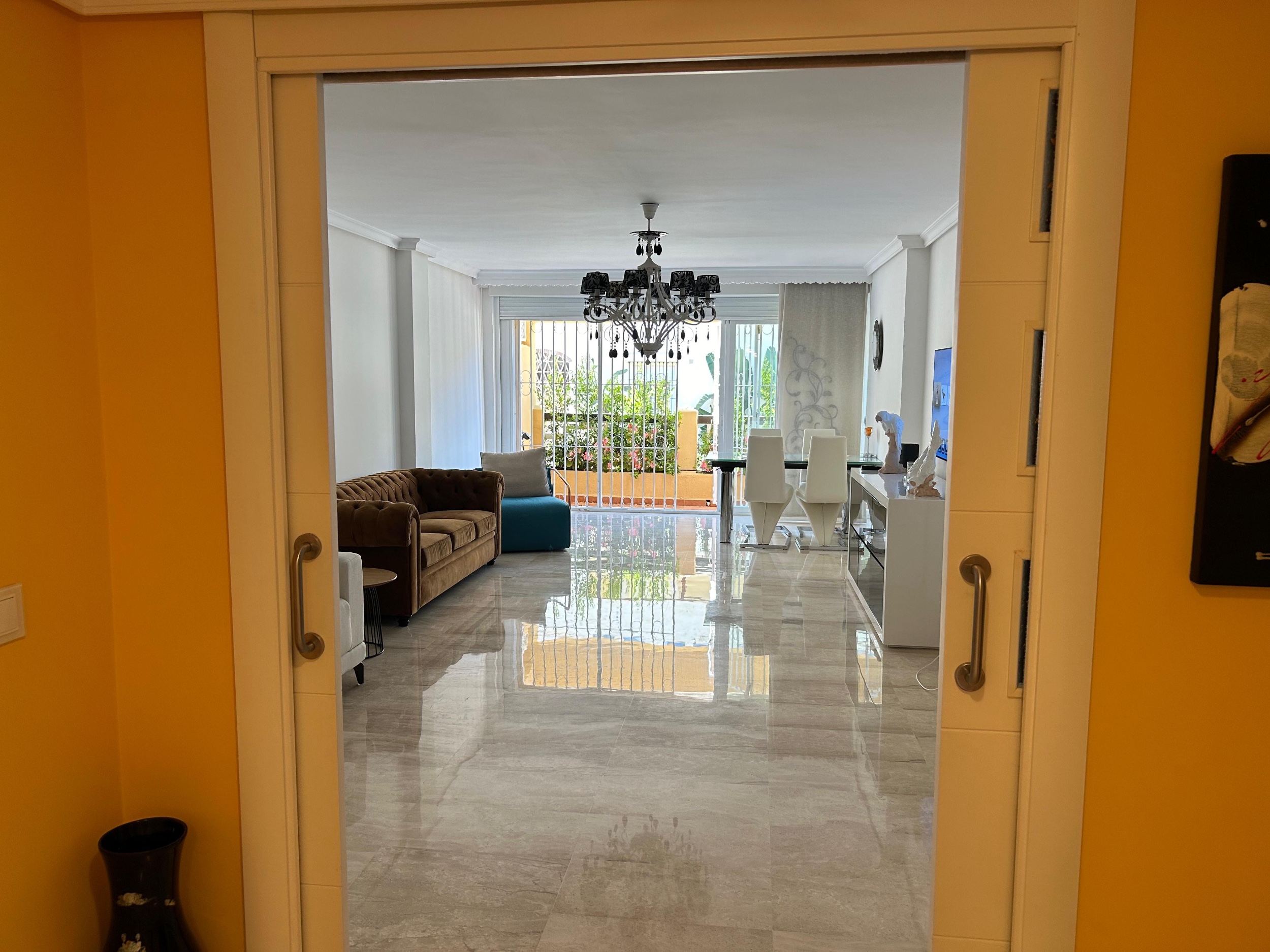 2 Bedroom Apartment in Marbella - Photo 3