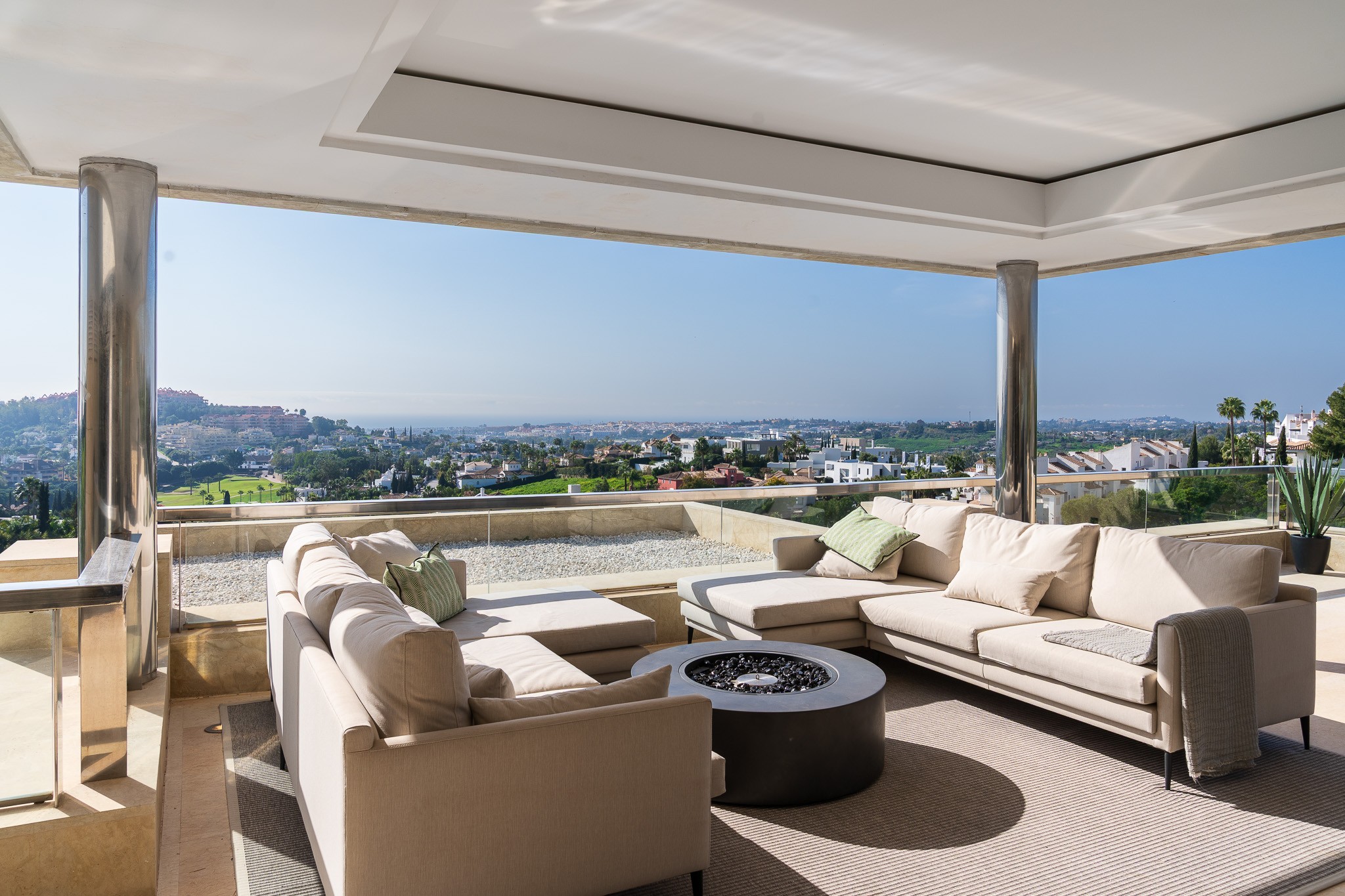 Penthouse in Nueva Andalucia