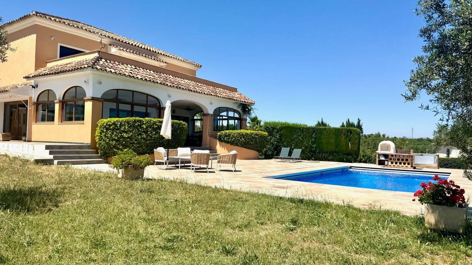Villa in Alhaurin el Grande