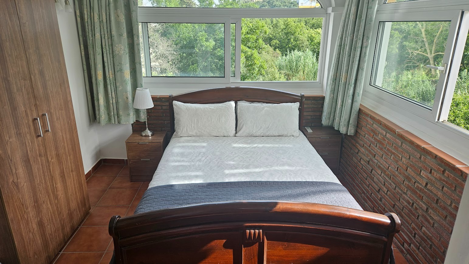 5 Bedroom Villa in Coín - Photo 4