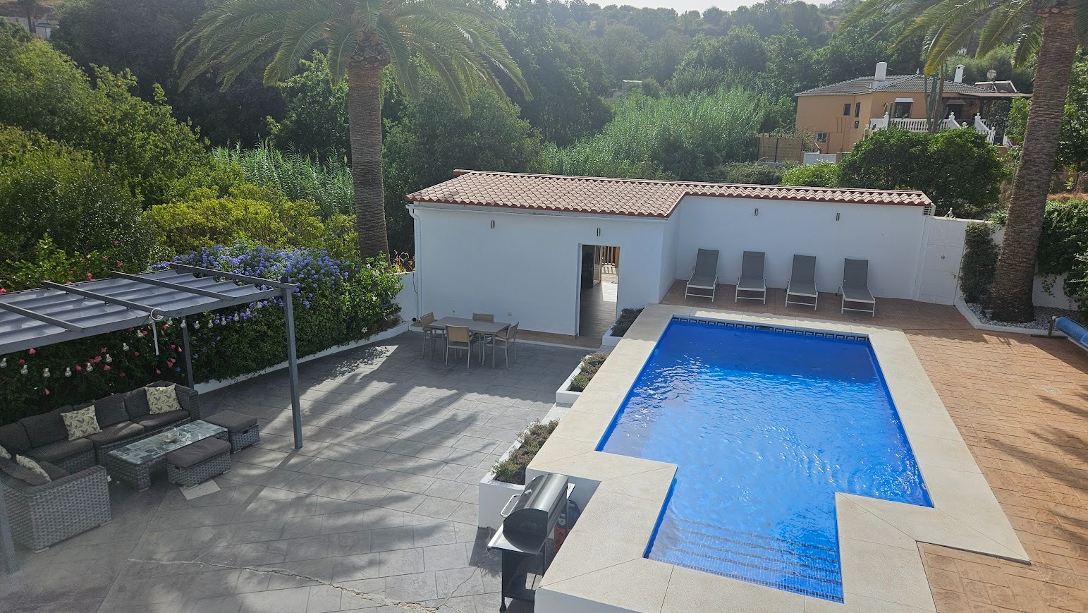 5 Bedroom Villa in Coín - Photo 3