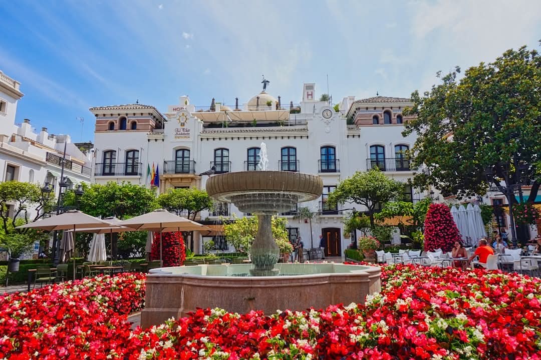 5 Bedroom Villa in Estepona - Photo 5