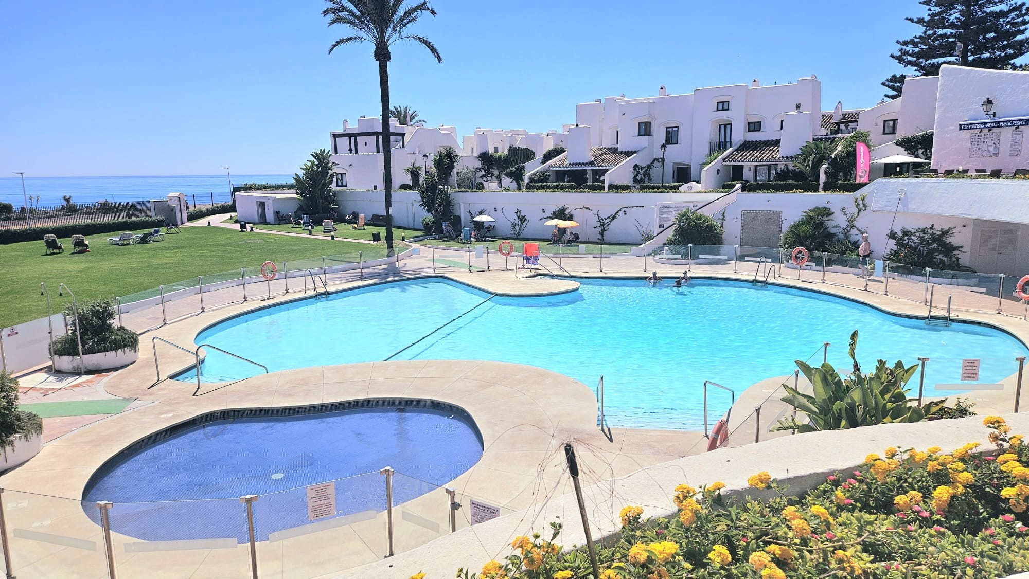 5 Bedroom Villa in Estepona - Photo 21