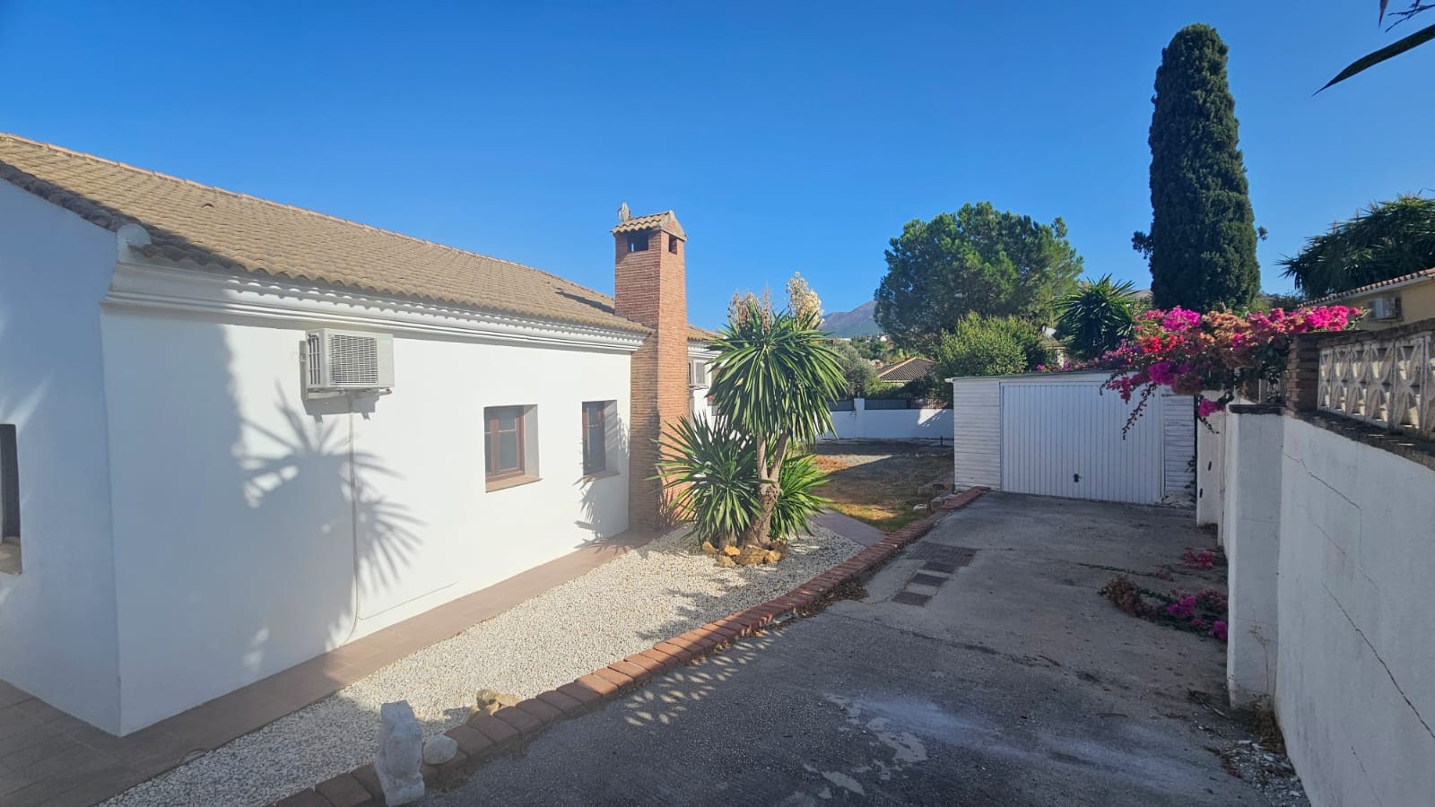3 Bedroom Villa in Coín - Photo 9