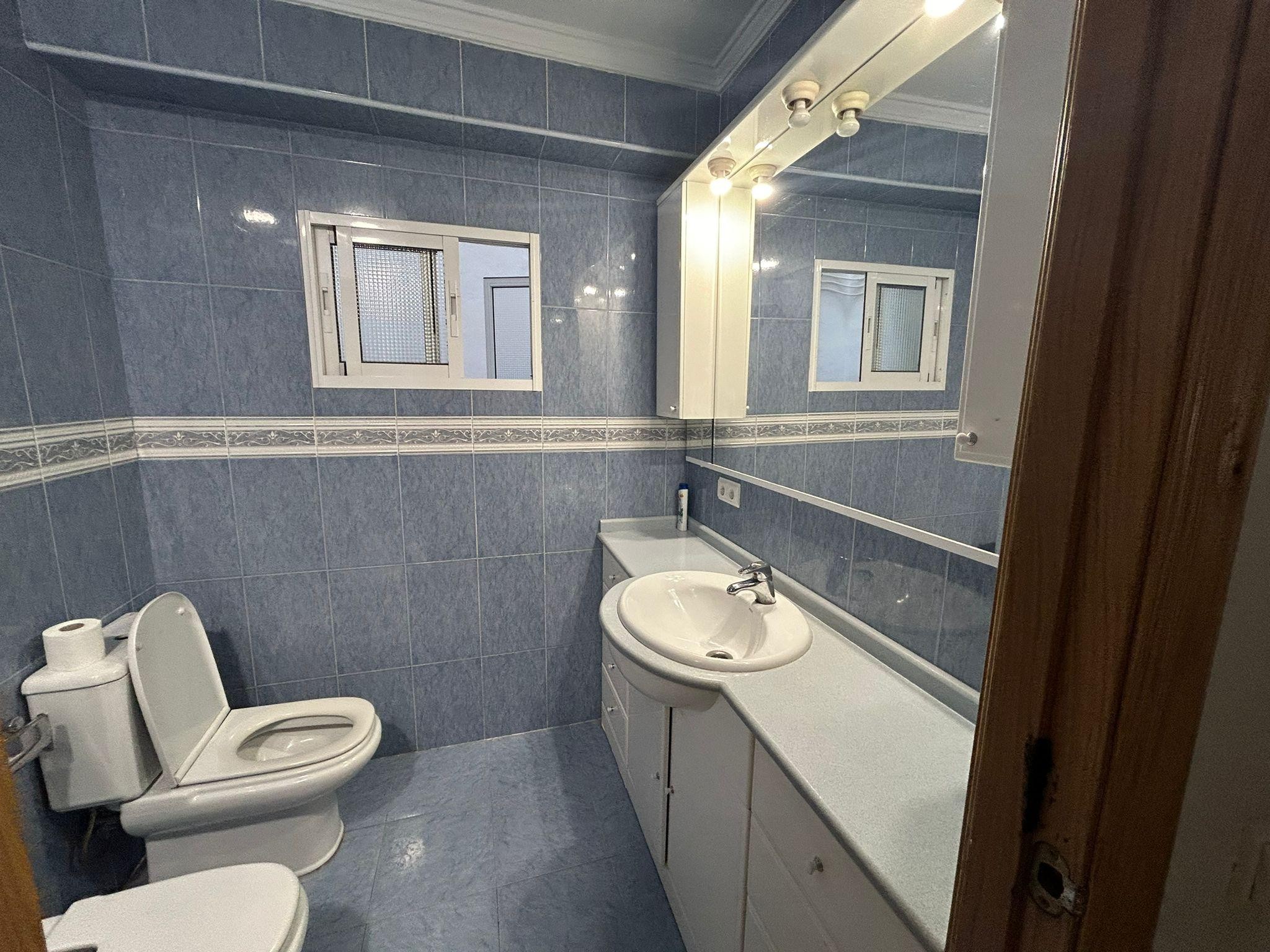 3 Bedroom Apartment in Marbella - Photo 5