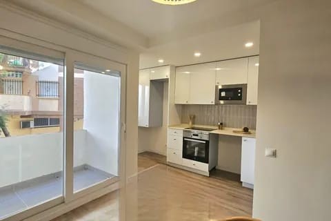 2 Bedroom Apartment in Fuengirola - Foto 5