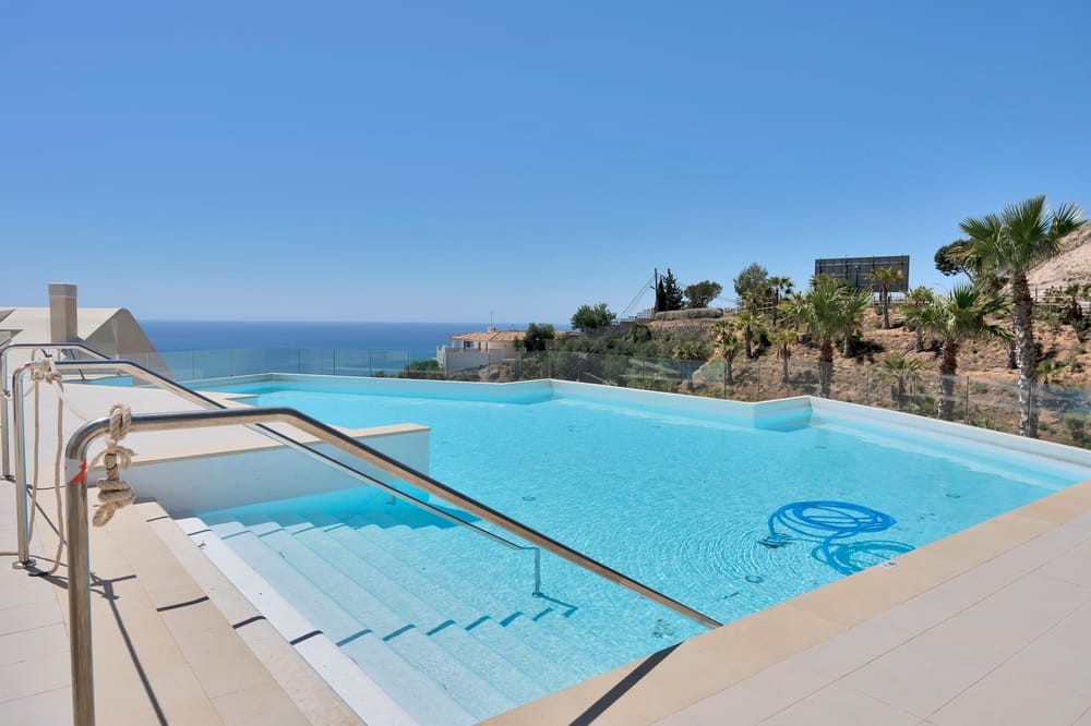 3 Bedroom Apartment in Benalmádena - Photo 2