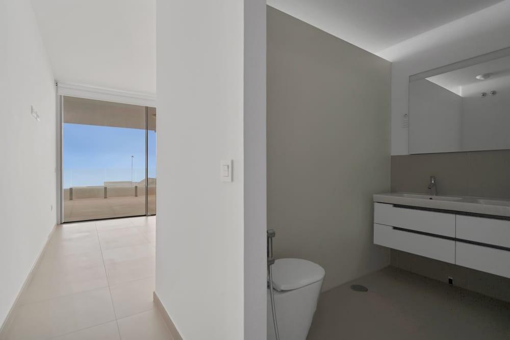 3 Bedroom Apartment in Benalmádena - Photo 11