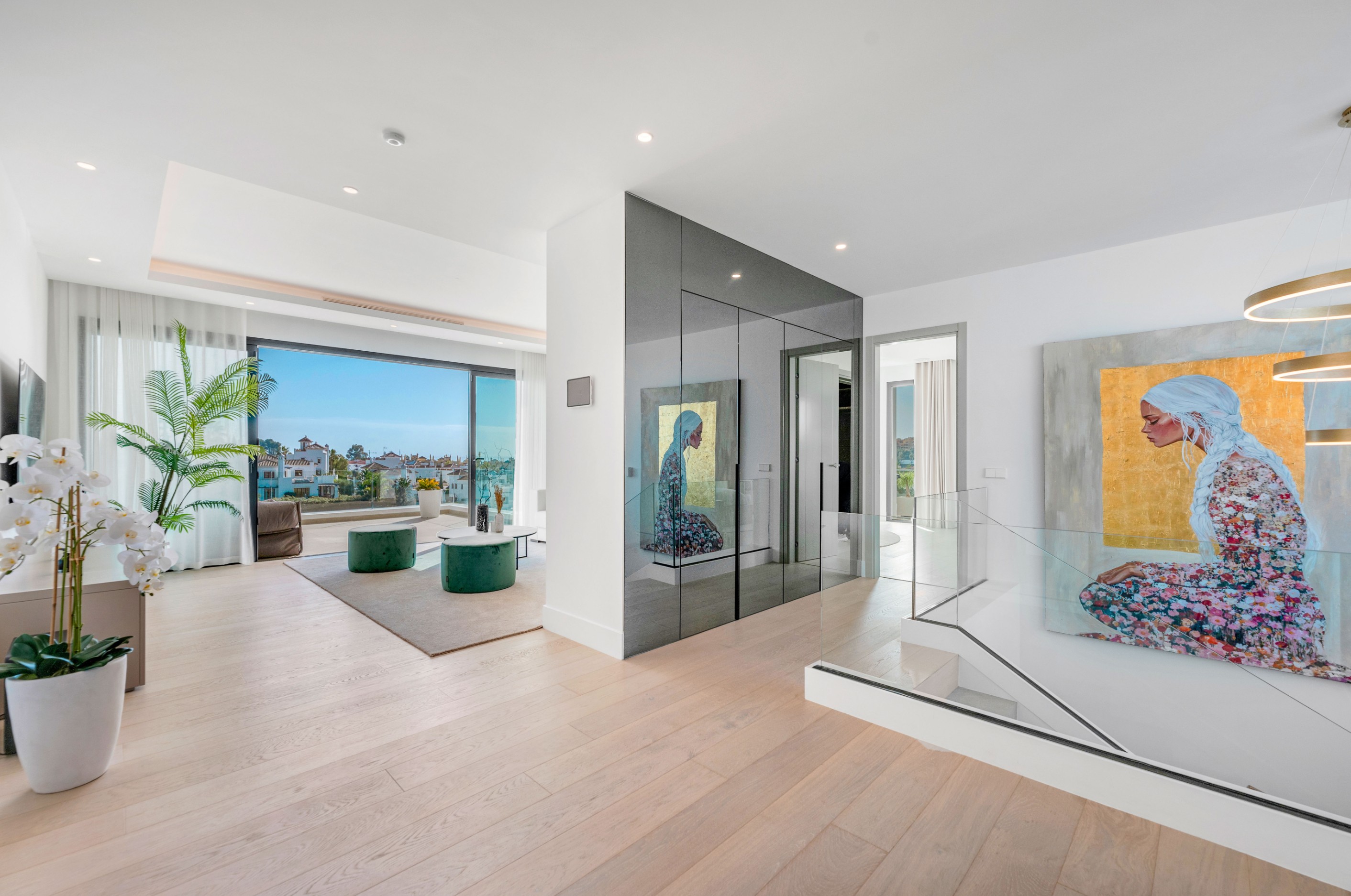 6 Bedroom Villa in Estepona - Photo 17