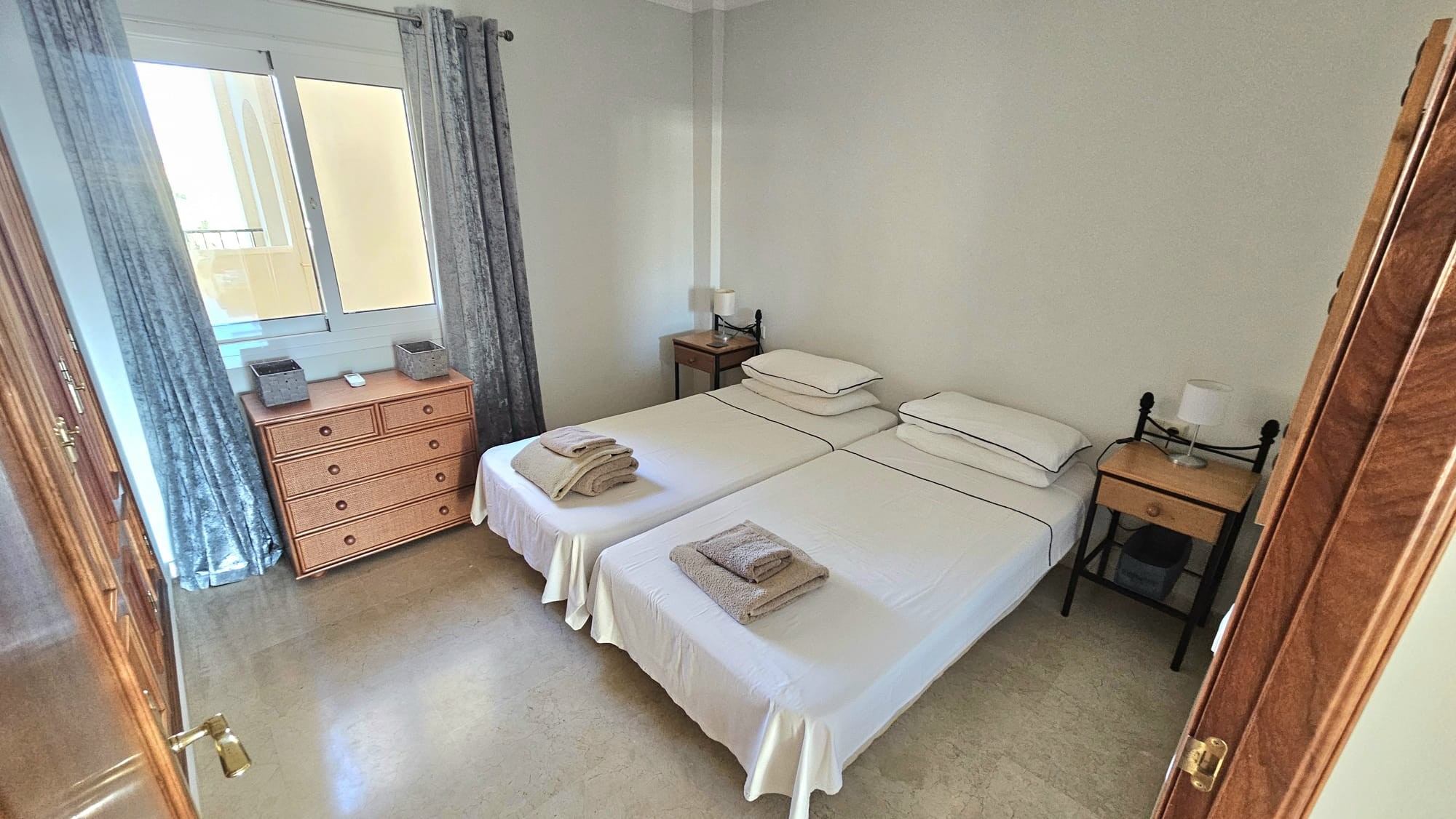 2 Bedroom Apartment in Mijas - Photo 11