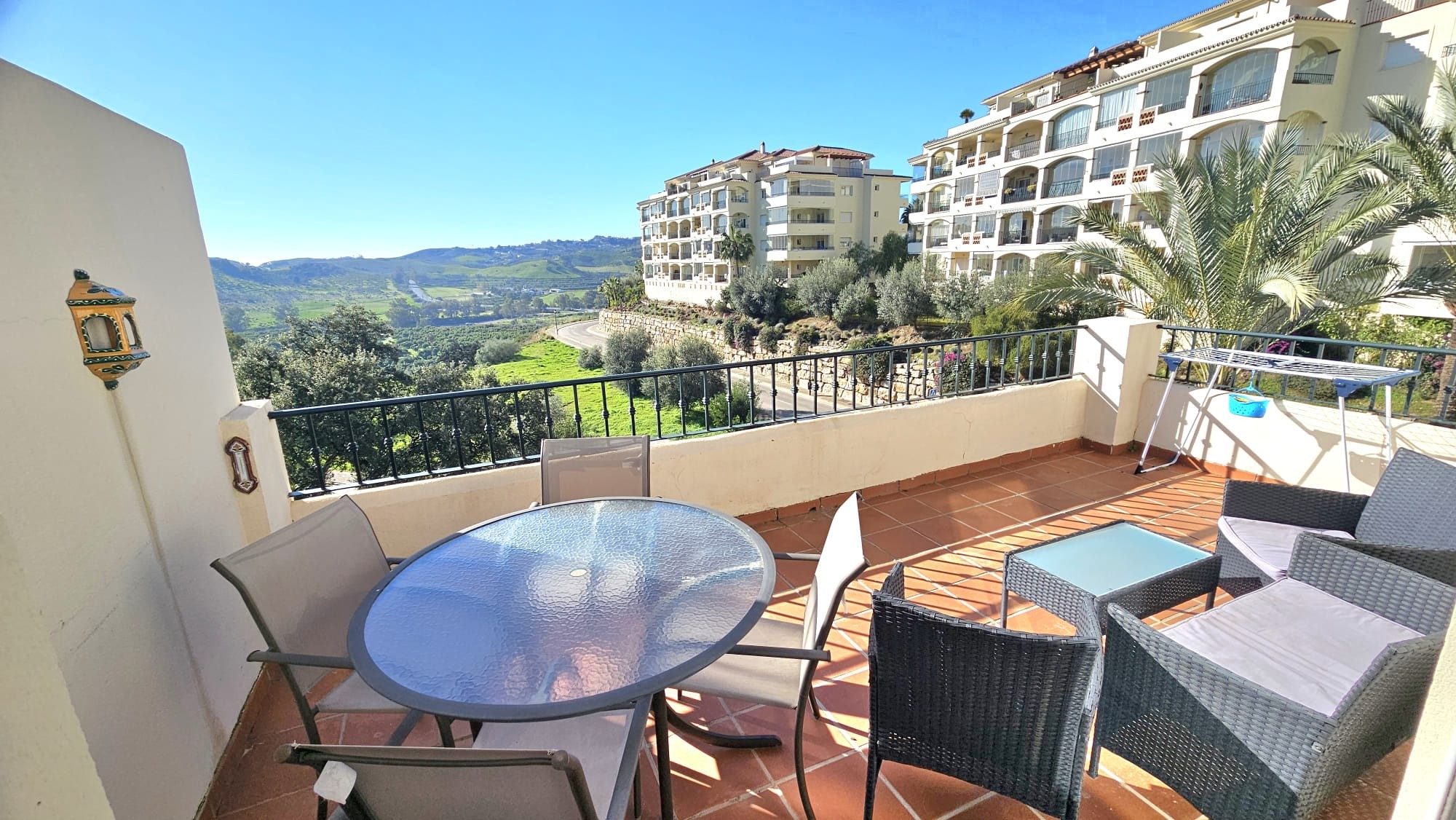 2 Bedroom Apartment in Mijas - Photo 33