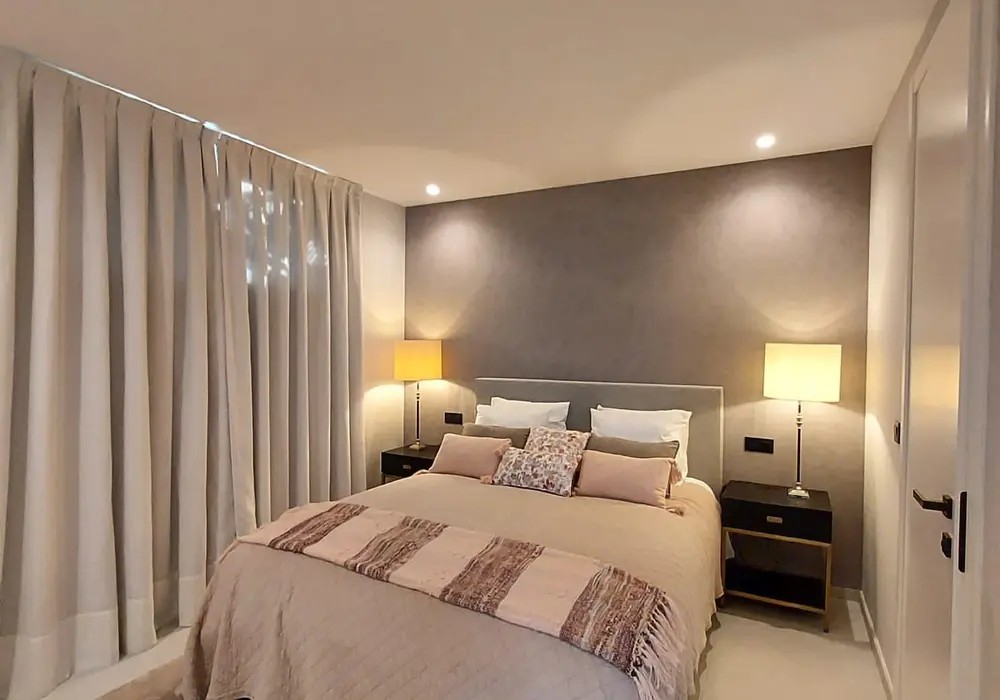 9 Bedroom Villa in Estepona - Photo 24