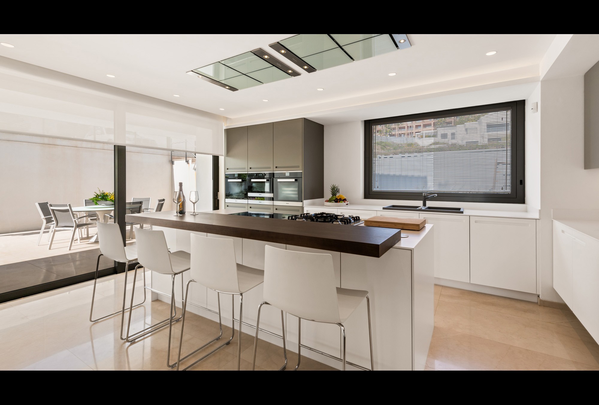 8 Bedroom Villa in Benahavís - Foto 6
