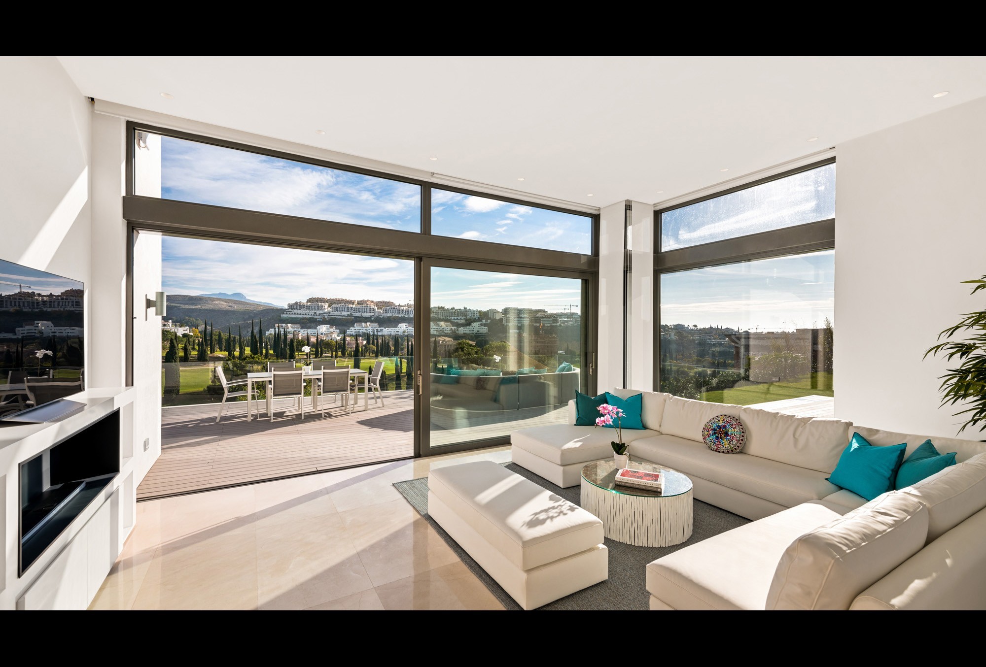 8 Bedroom Villa in Benahavís - Foto 3