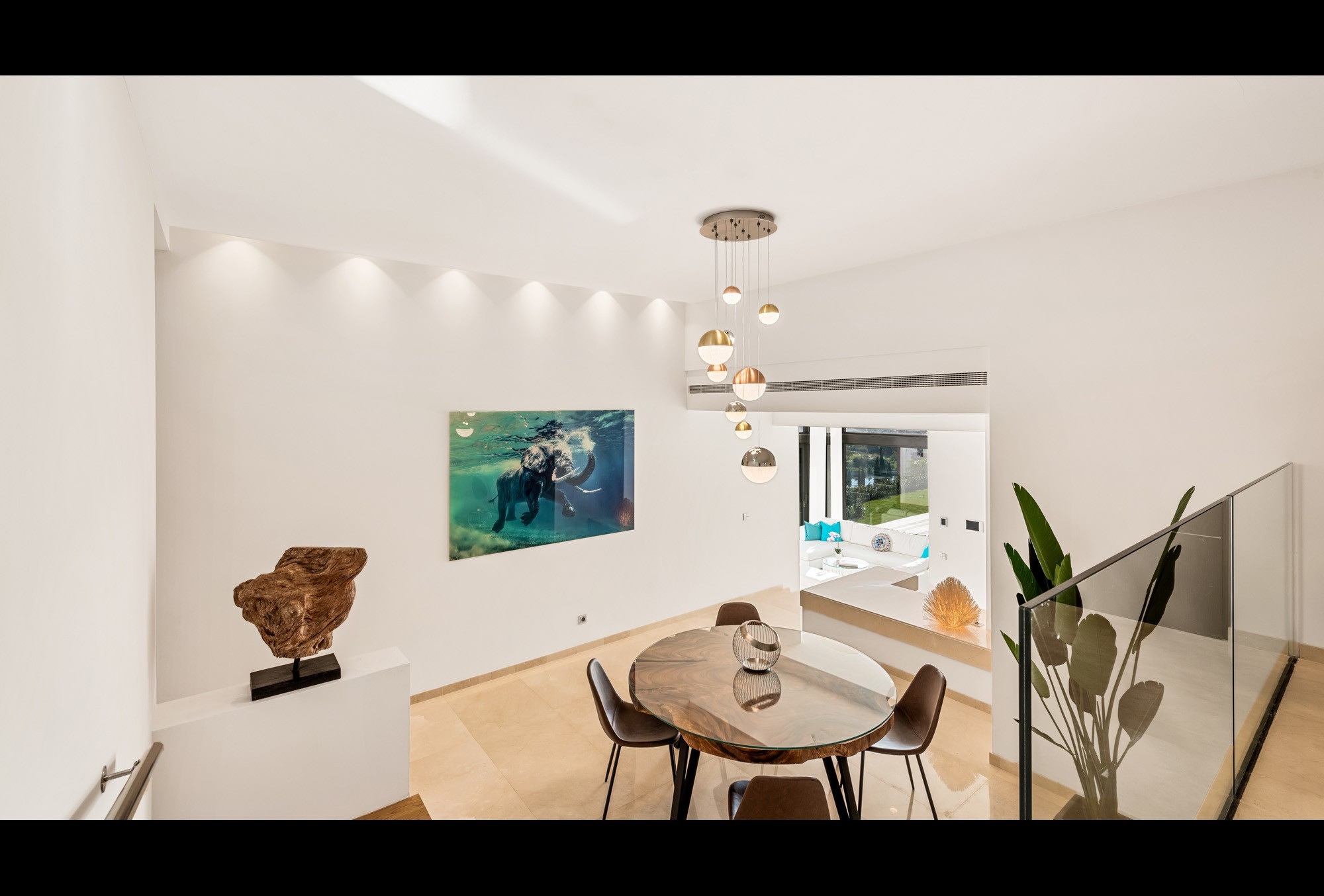 8 Bedroom Villa in Benahavís - Foto 10