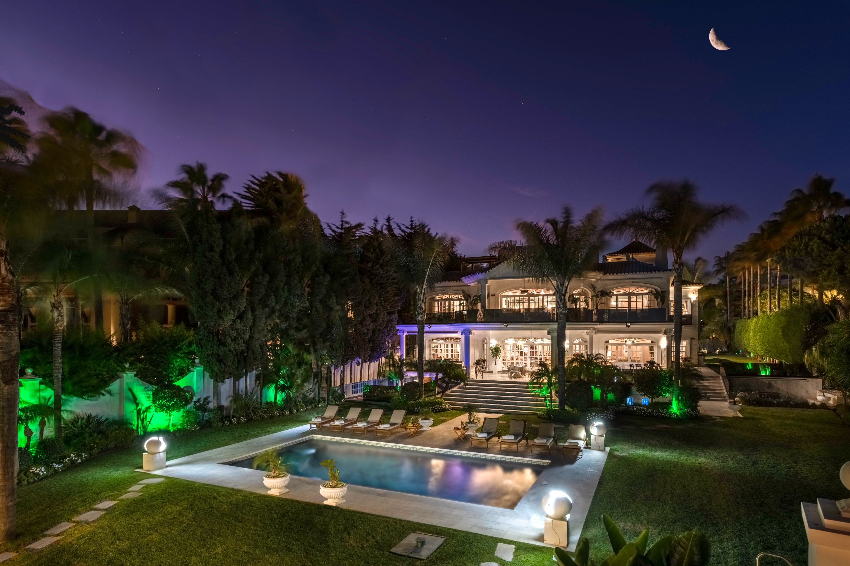 10 Bedroom Villa in Marbella - Photo 7