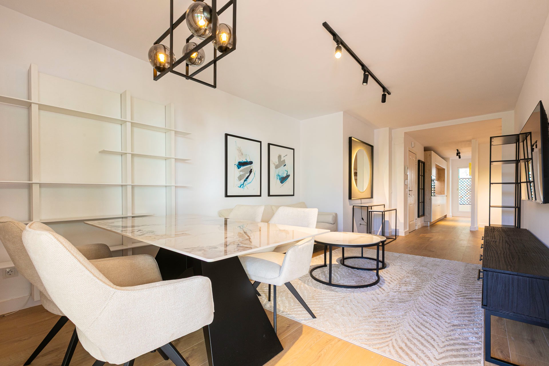 3 Bedroom Apartment in Marbella - Photo 5