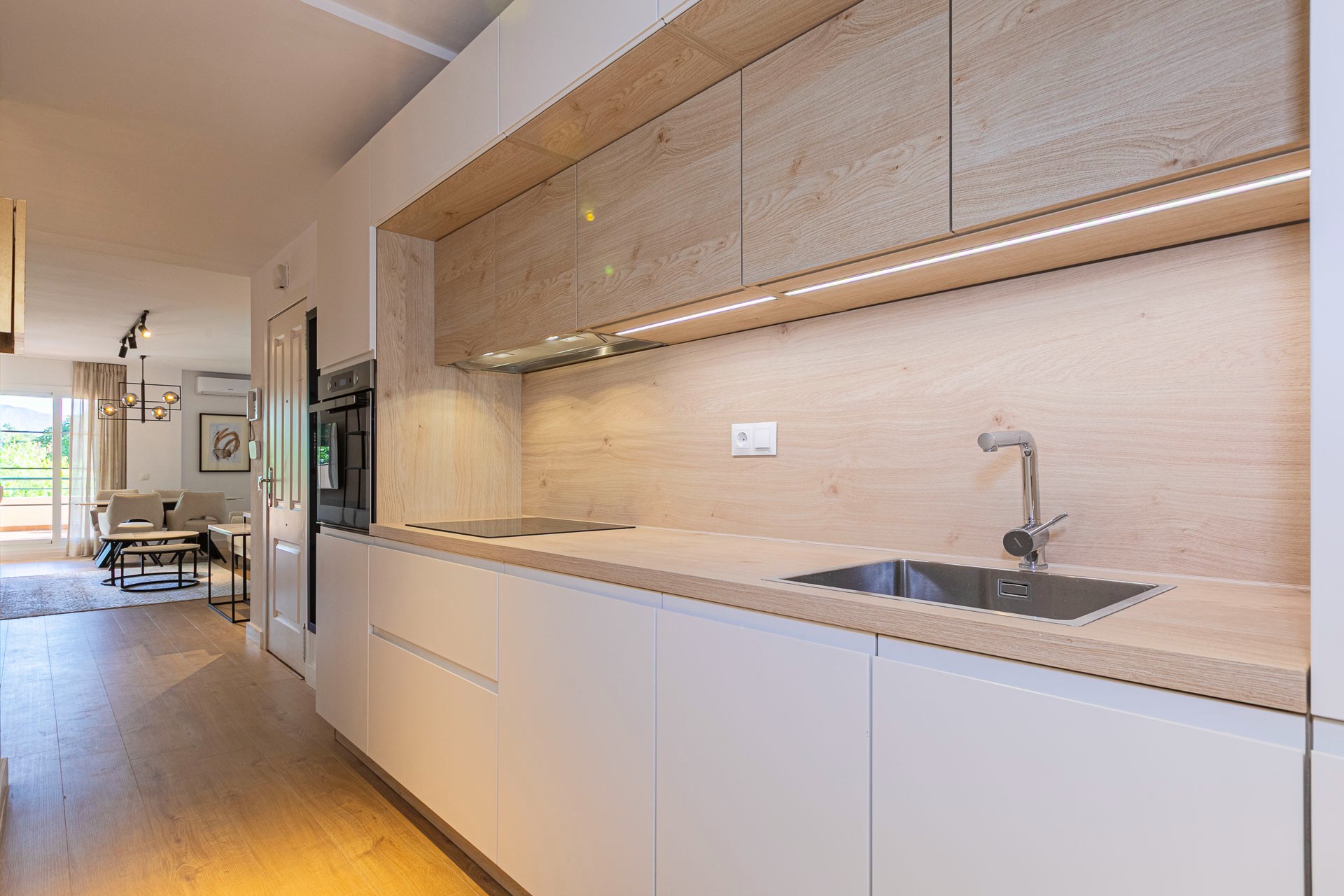 3 Bedroom Apartment in Marbella - Photo 9