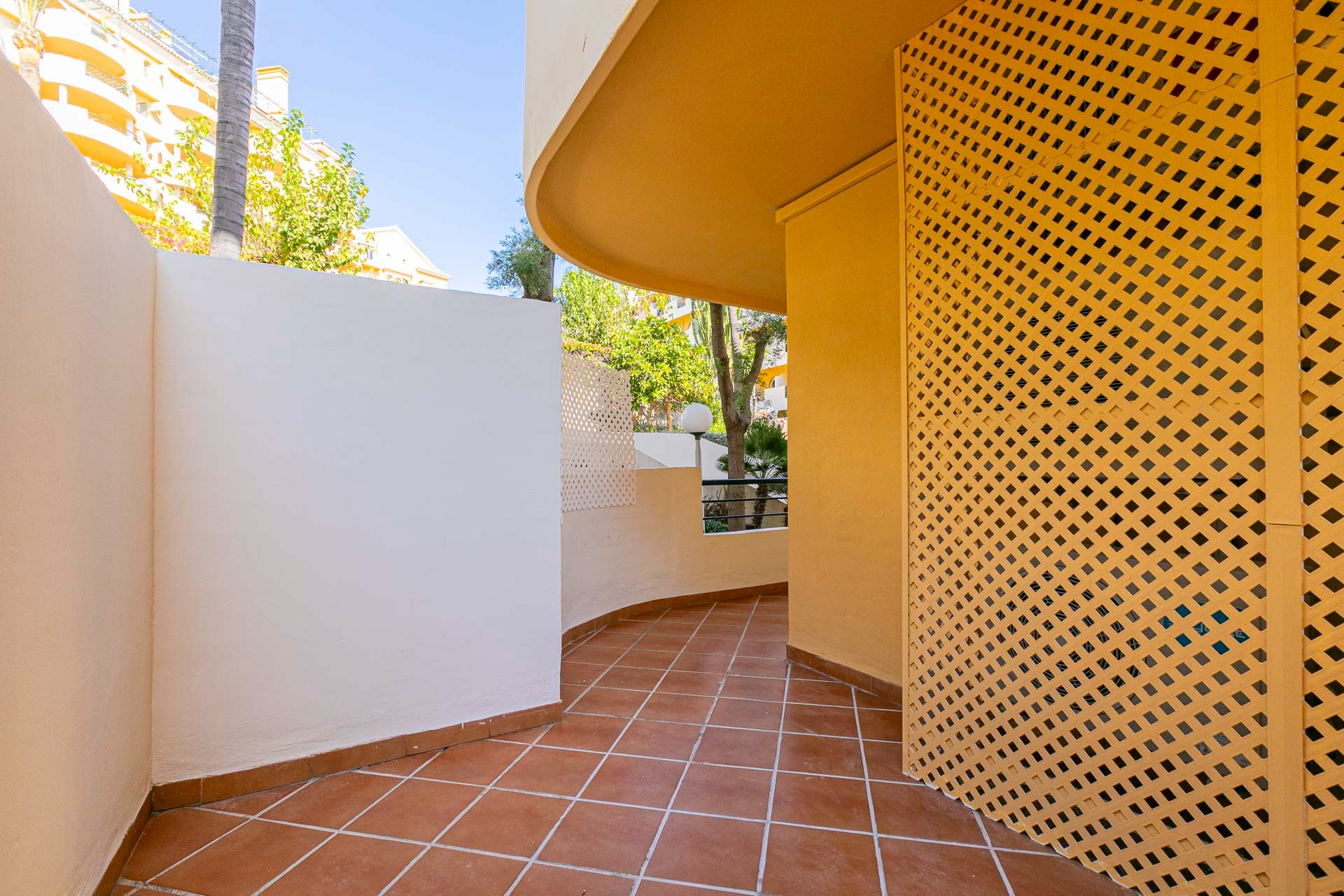 3 Bedroom Apartment in Marbella - Photo 19