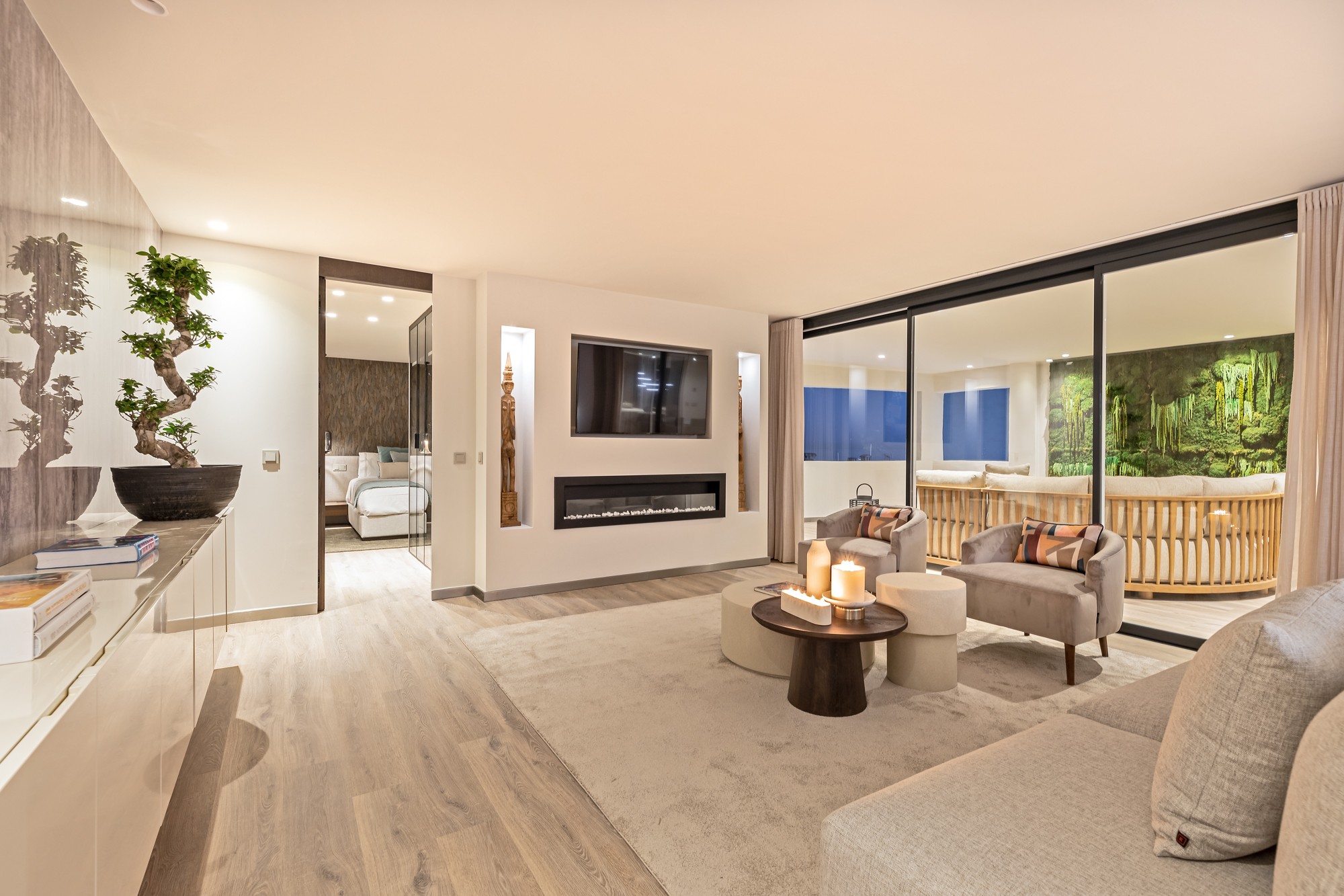 5 Bedroom Apartment in Marbella - Photo 3
