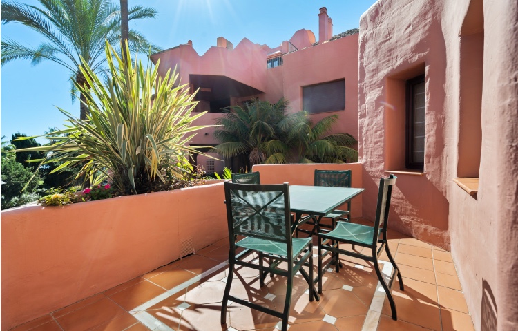 3 Bedroom Apartment in Estepona - Photo 17