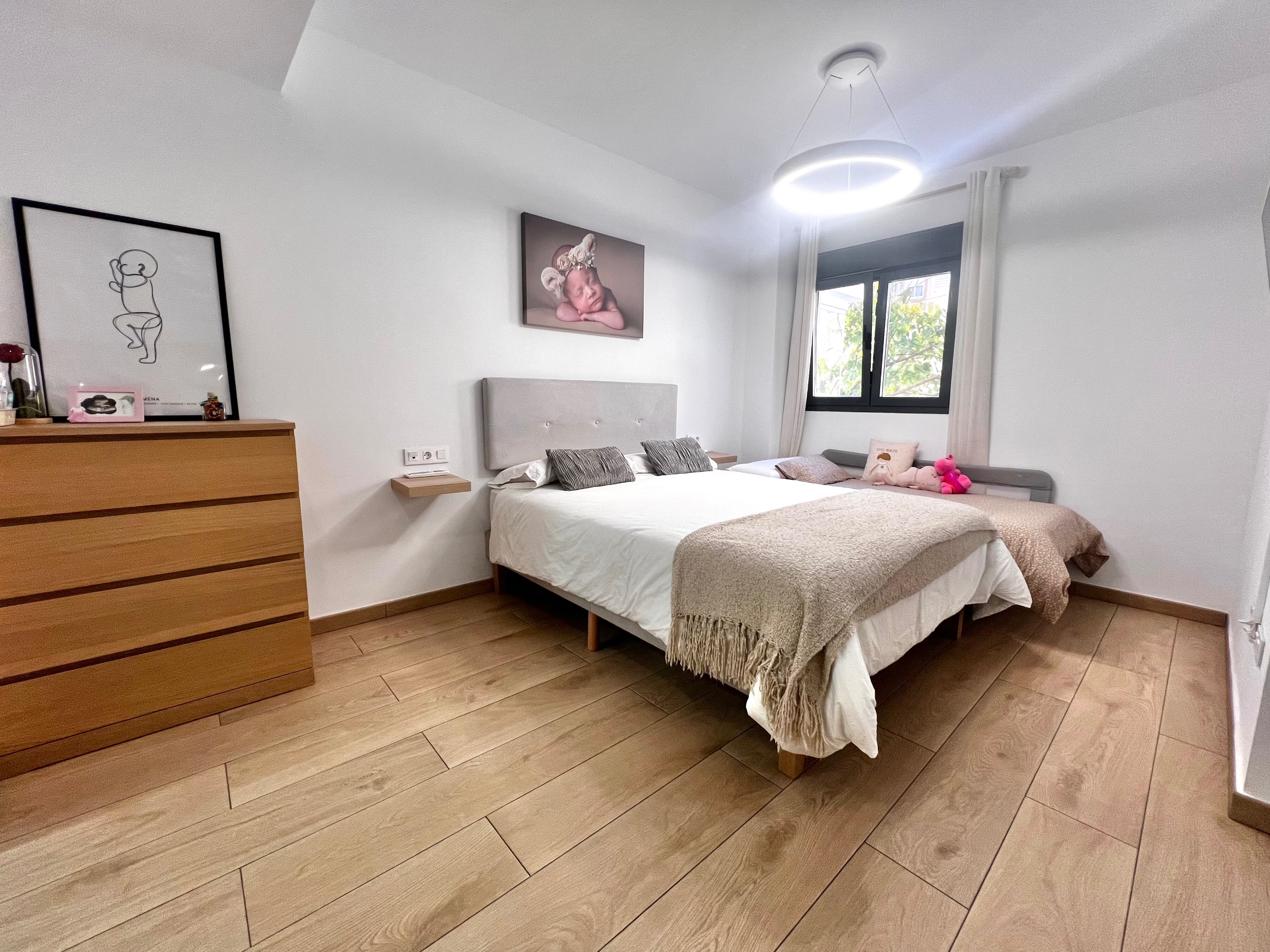 4 Bedroom Apartment in Estepona - Photo 17
