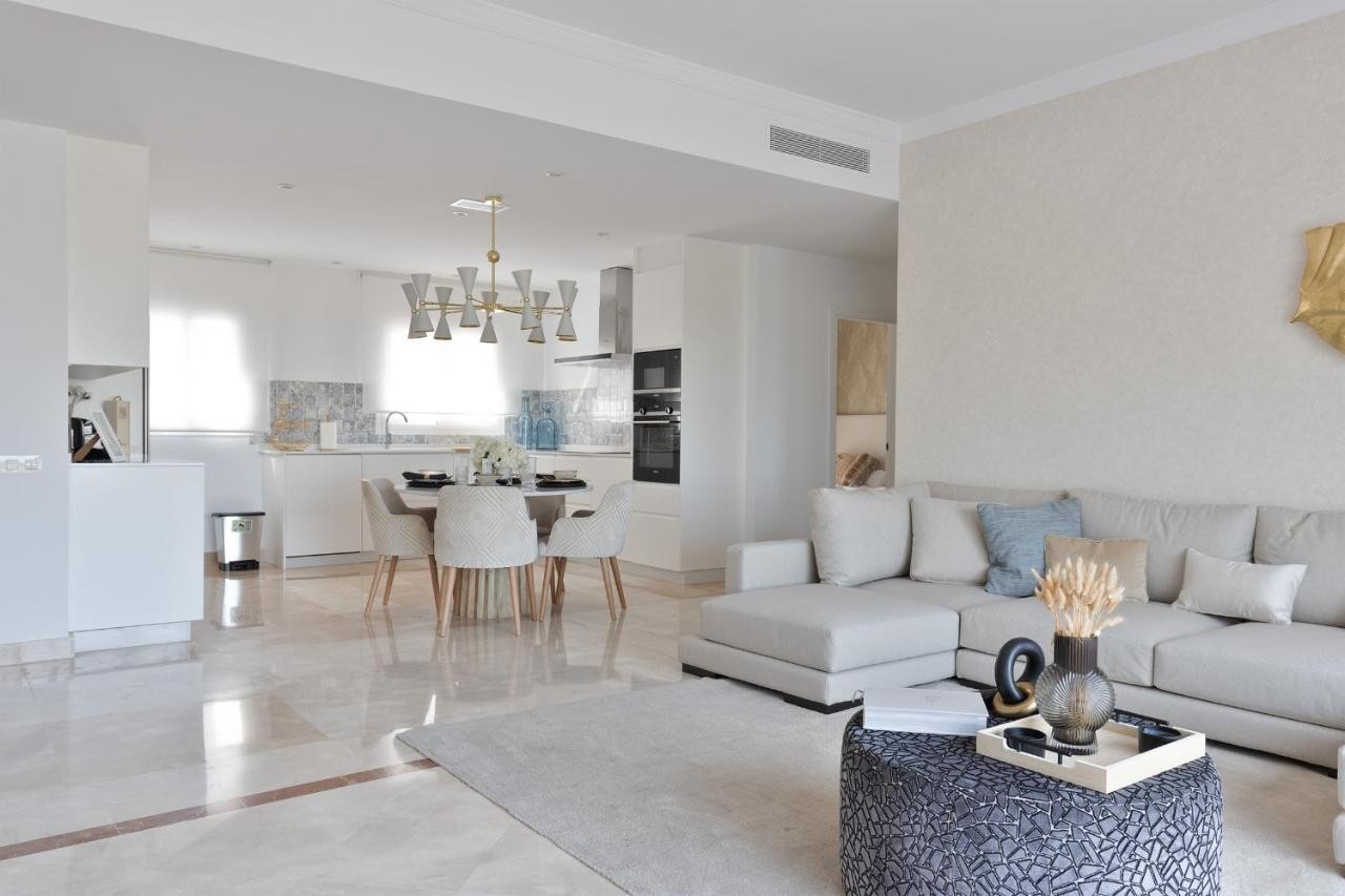 Apartment in El Paraiso