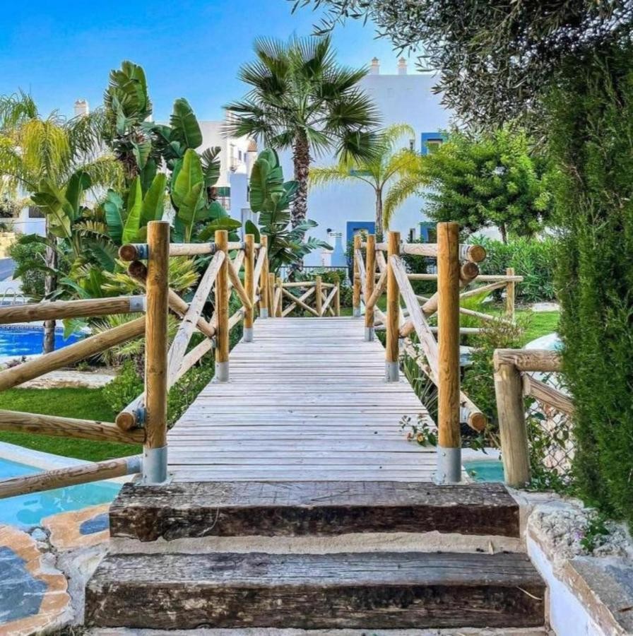 2 Bedroom Apartment in Estepona - Photo 19