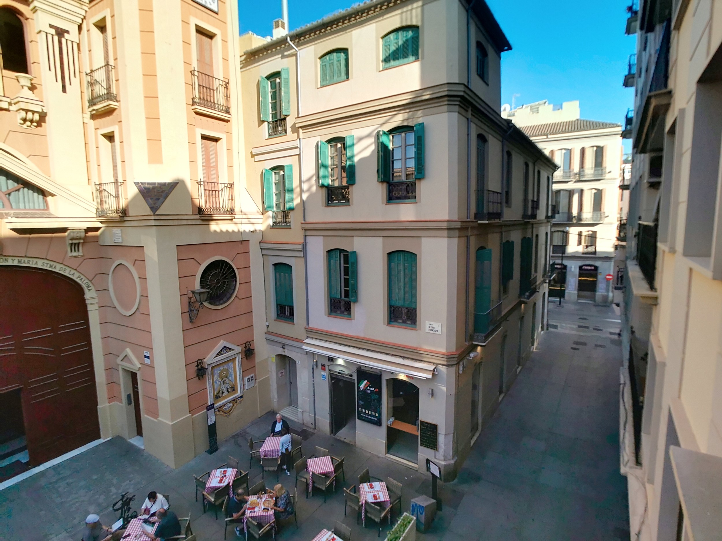 3 Bedroom Apartment in Málaga - Photo 17
