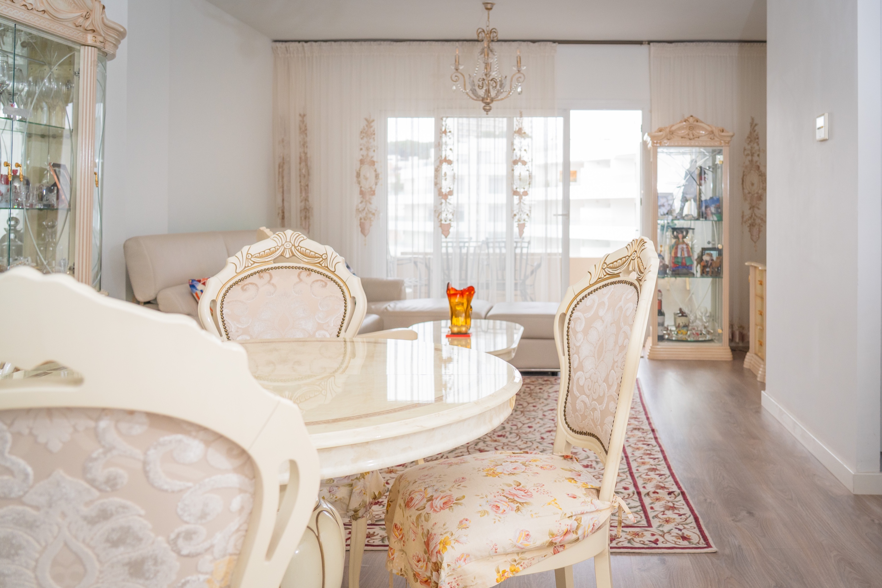 3 Bedroom Apartment in Marbella - Foto 2